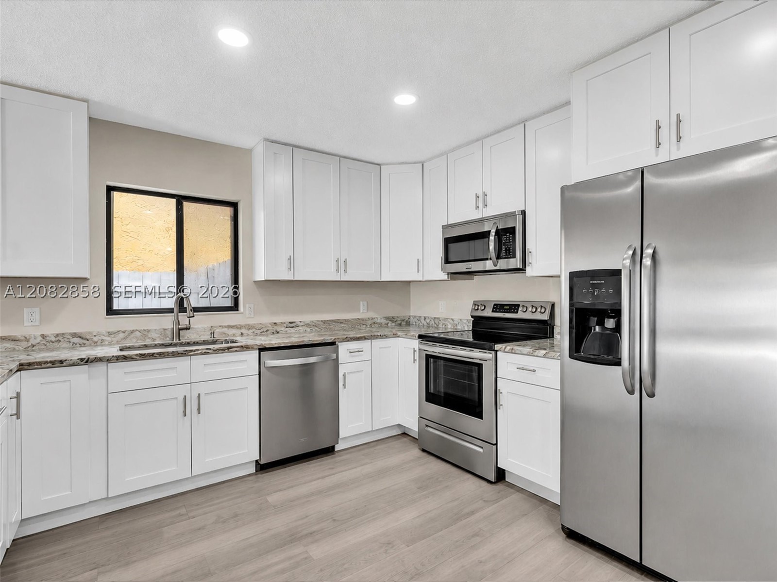 8240 NW 54th St #8240, Lauderhill FL 33351