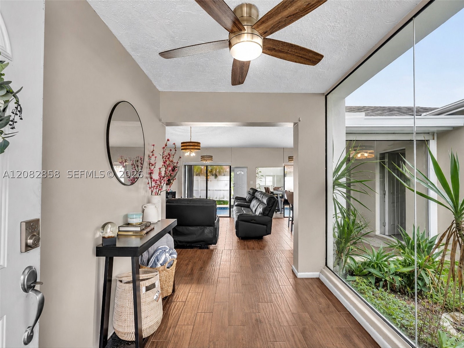 8240 NW 54th St #8240, Lauderhill FL 33351