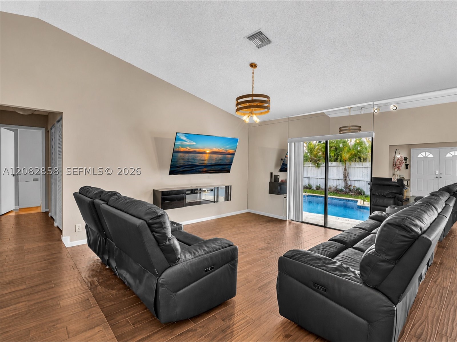 8240 NW 54th St #8240, Lauderhill FL 33351