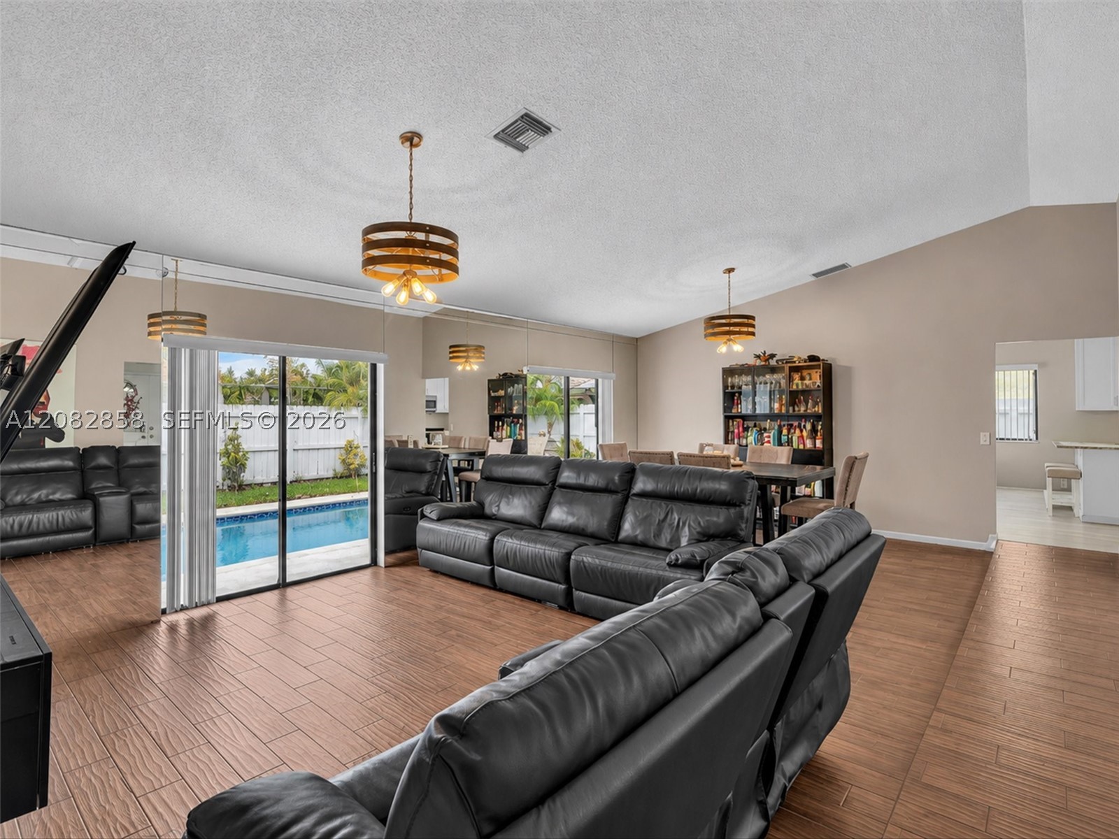 8240 NW 54th St #8240, Lauderhill FL 33351