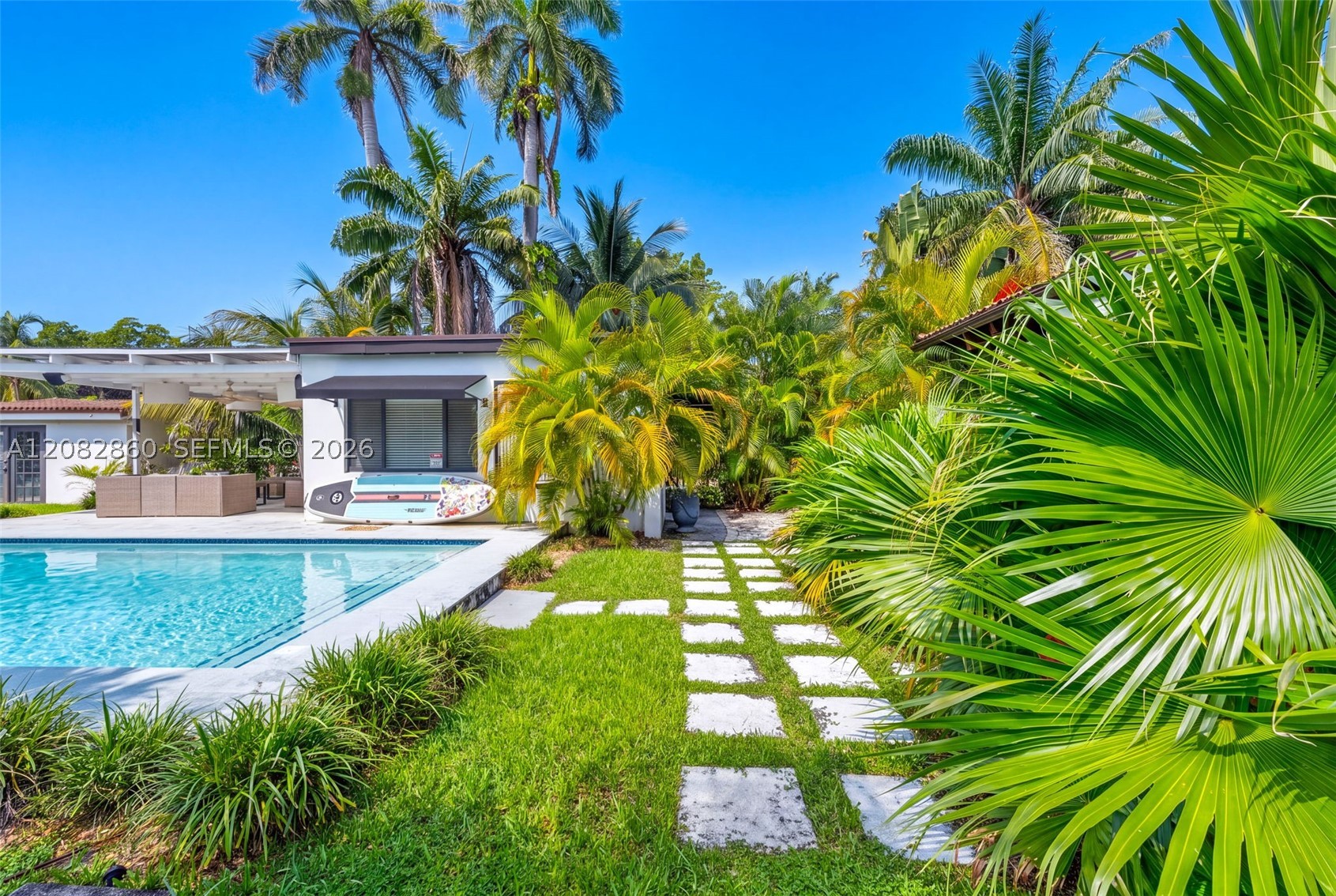 1028 NE 84th St, Miami FL 33138