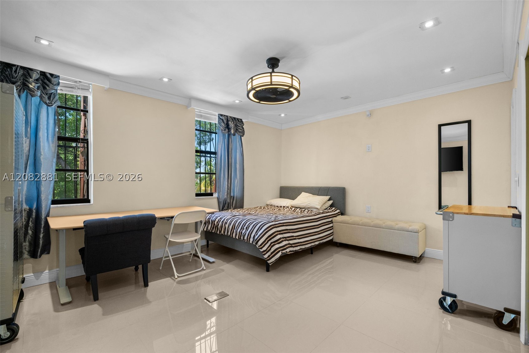 3756 NE 167th St #44, North Miami Beach FL 33160