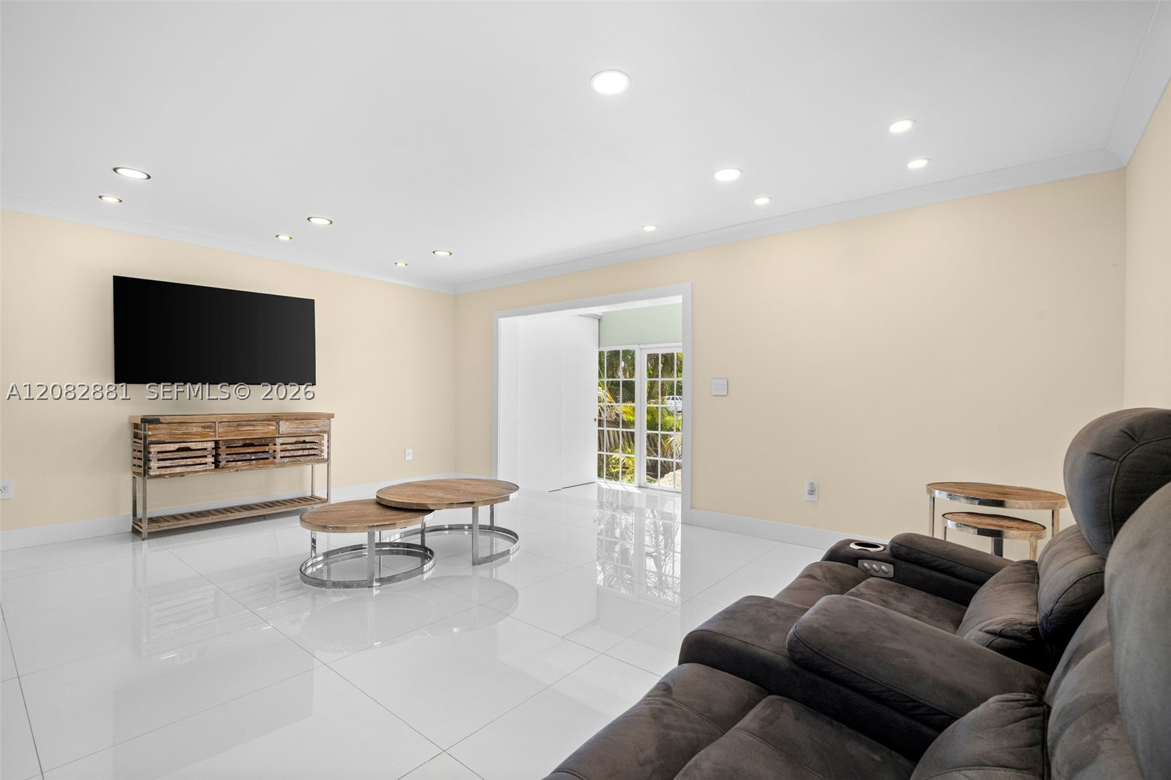 3756 NE 167th St #44, North Miami Beach FL 33160