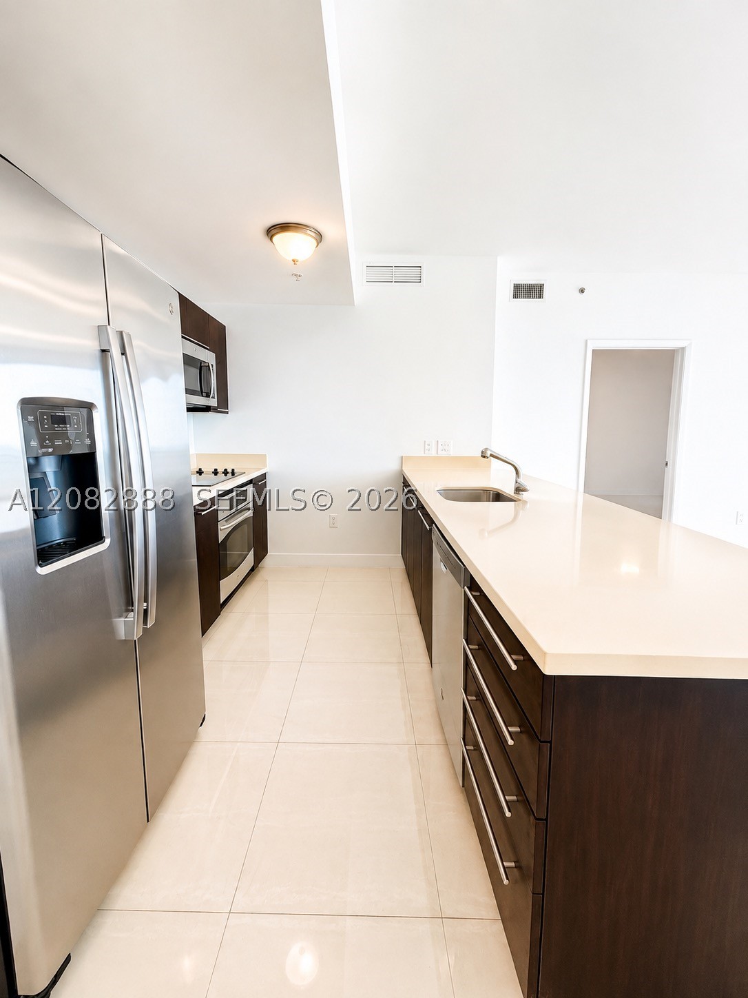 90 SW 3rd St #3408, Miami FL 33130