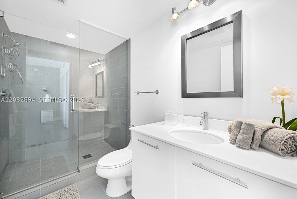 92 SW 3rd St #4806, Miami FL 33130