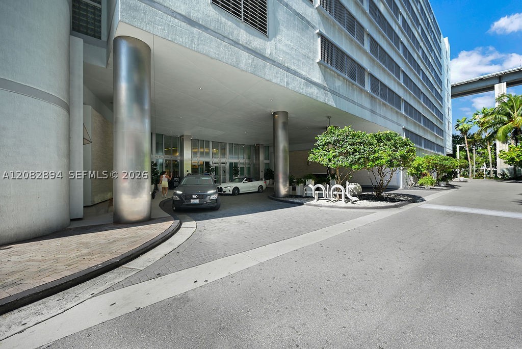 92 SW 3rd St #4806, Miami FL 33130