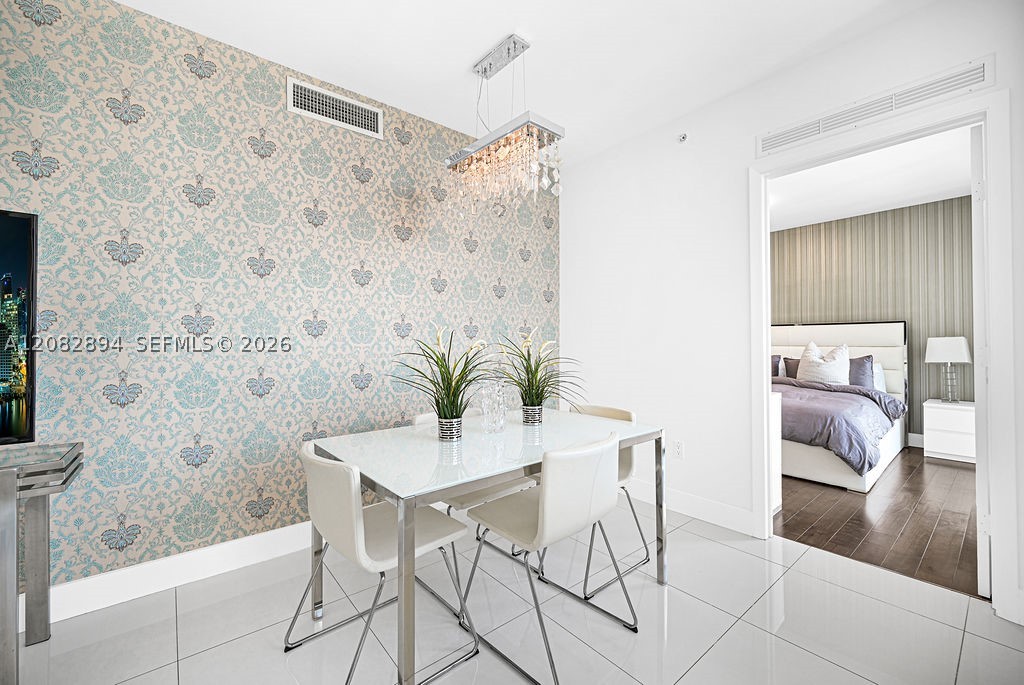 92 SW 3rd St #4806, Miami FL 33130