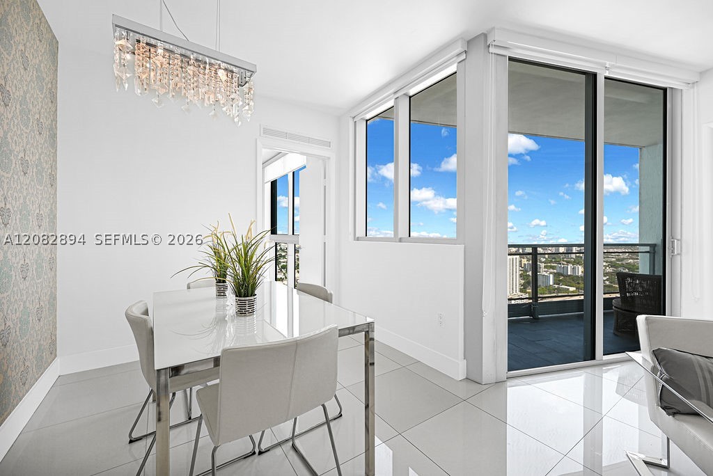 92 SW 3rd St #4806, Miami FL 33130