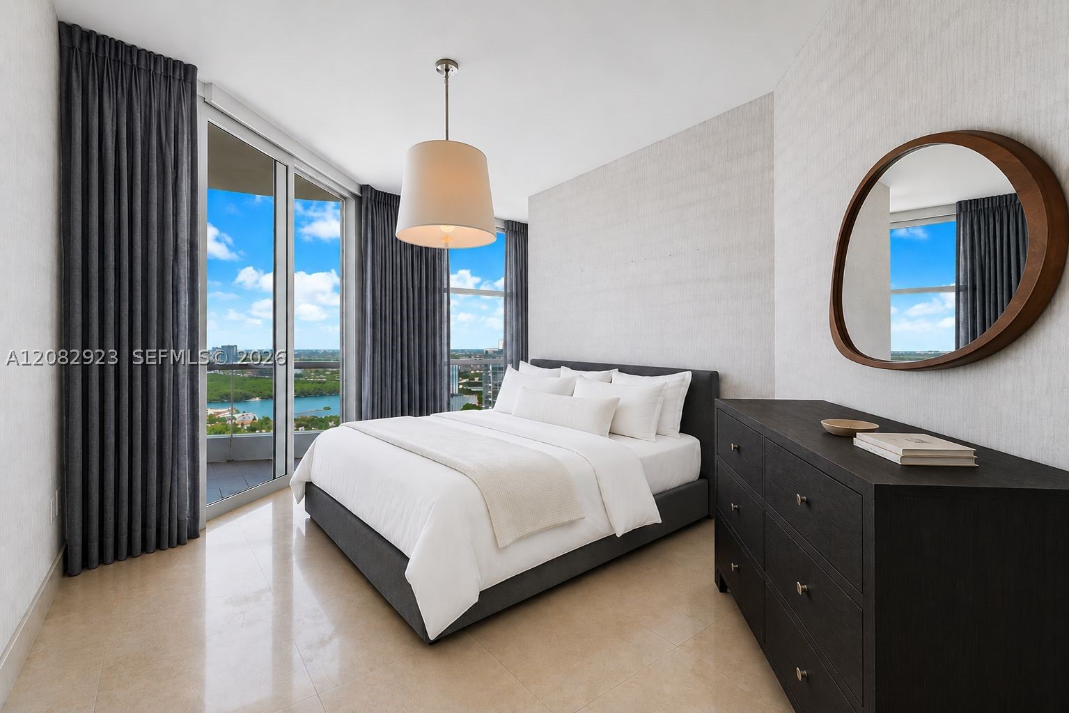 16051 Collins Ave #2903, Sunny Isles Beach FL 33160