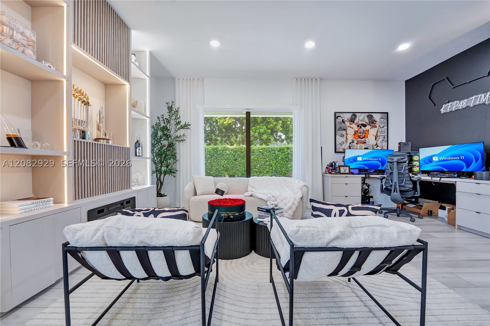 8981 NW 161st Ter, Miami Lakes FL 33018