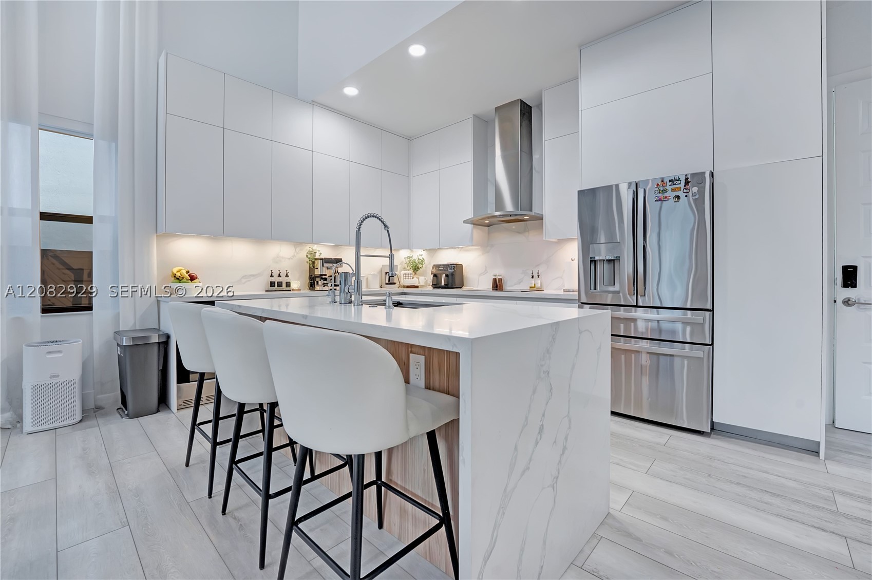 8981 NW 161st Ter, Miami Lakes FL 33018