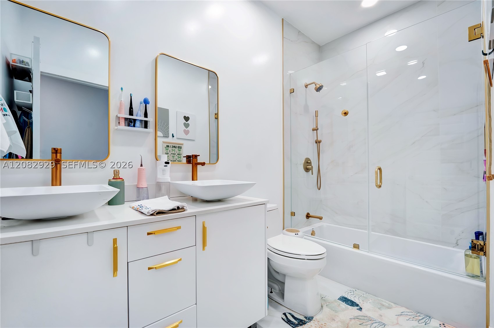 8981 NW 161st Ter, Miami Lakes FL 33018