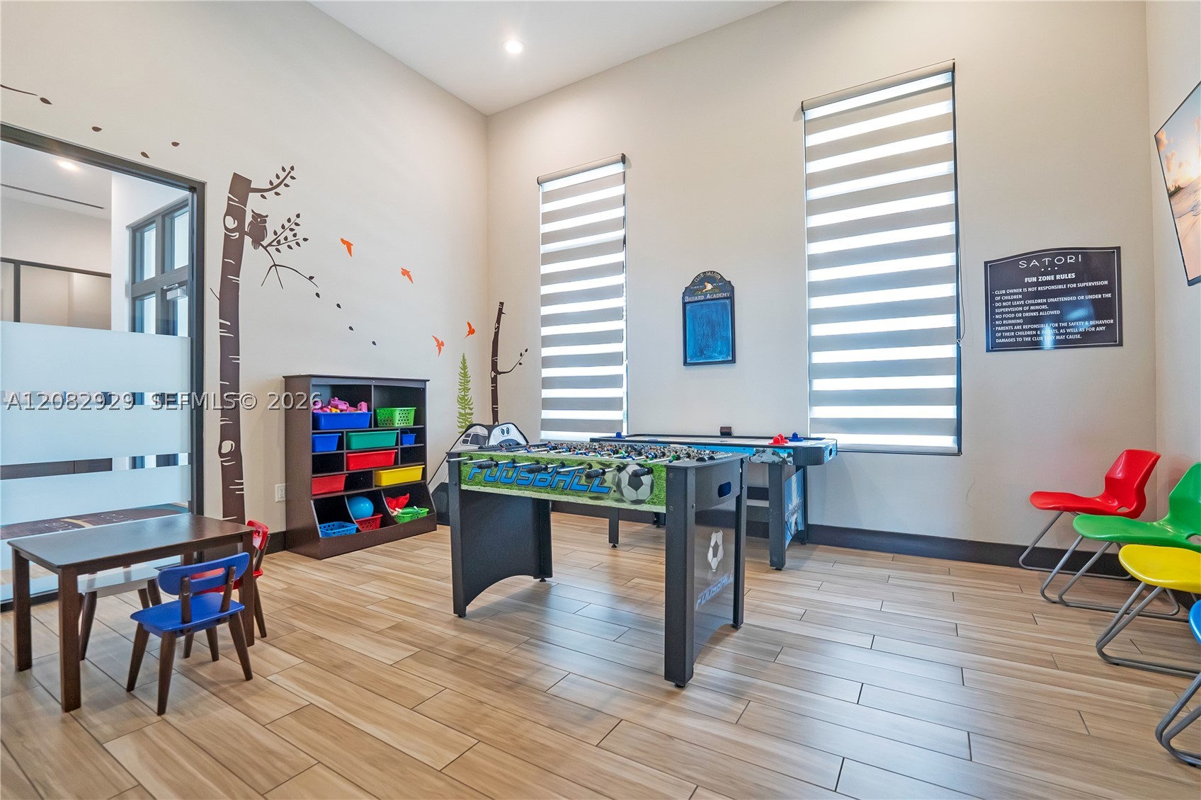 8981 NW 161st Ter, Miami Lakes FL 33018
