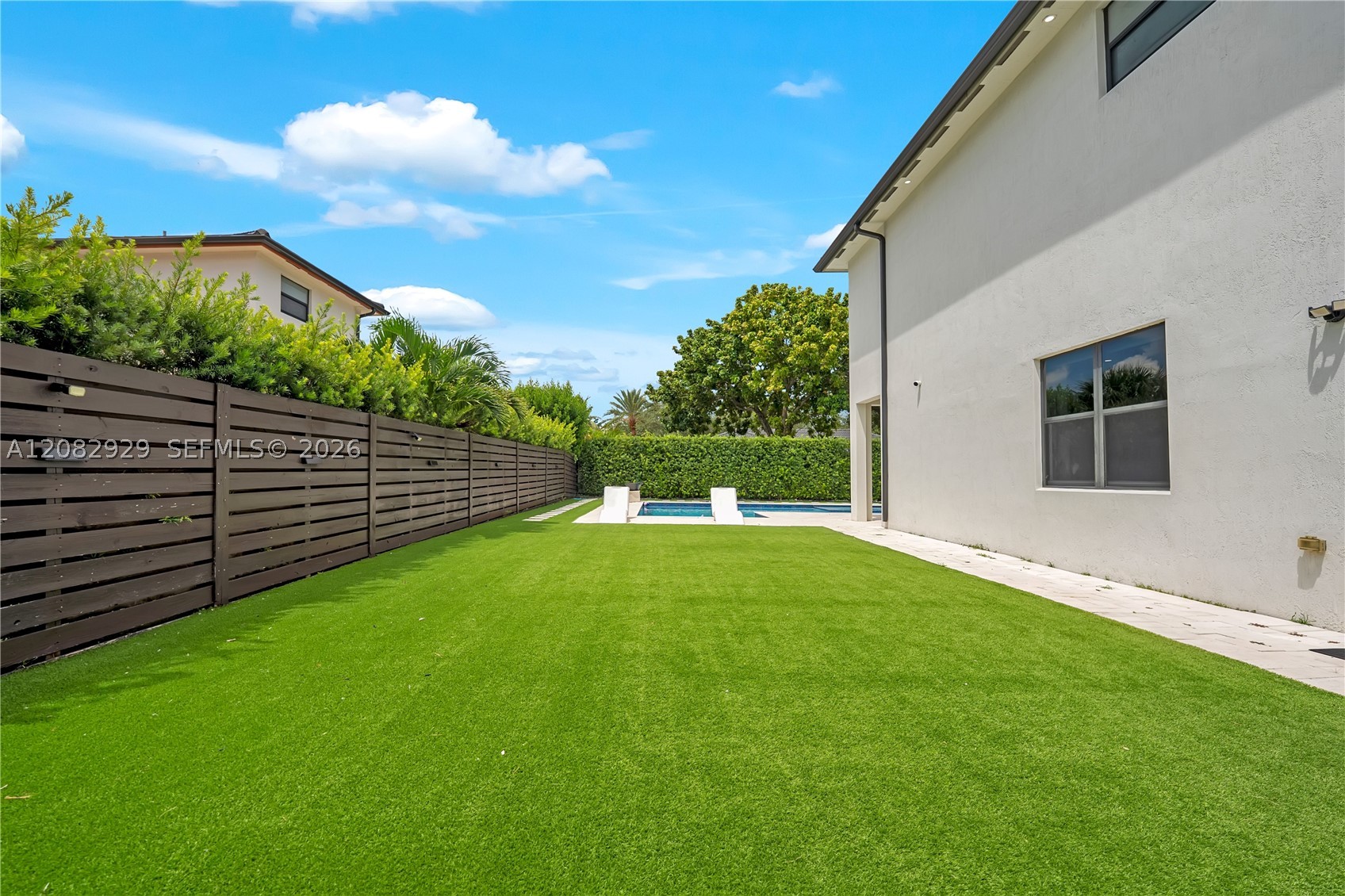 8981 NW 161st Ter, Miami Lakes FL 33018