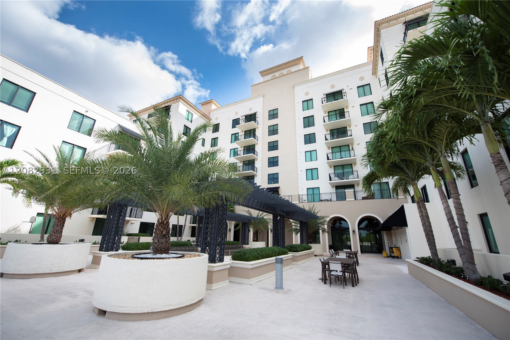1300 Ponce De Leon Blvd #605, Coral Gables FL 33134