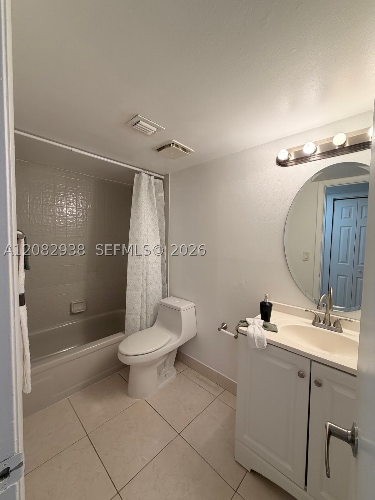 6575 W Oakland Park Blvd #303, Lauderhill FL 33313