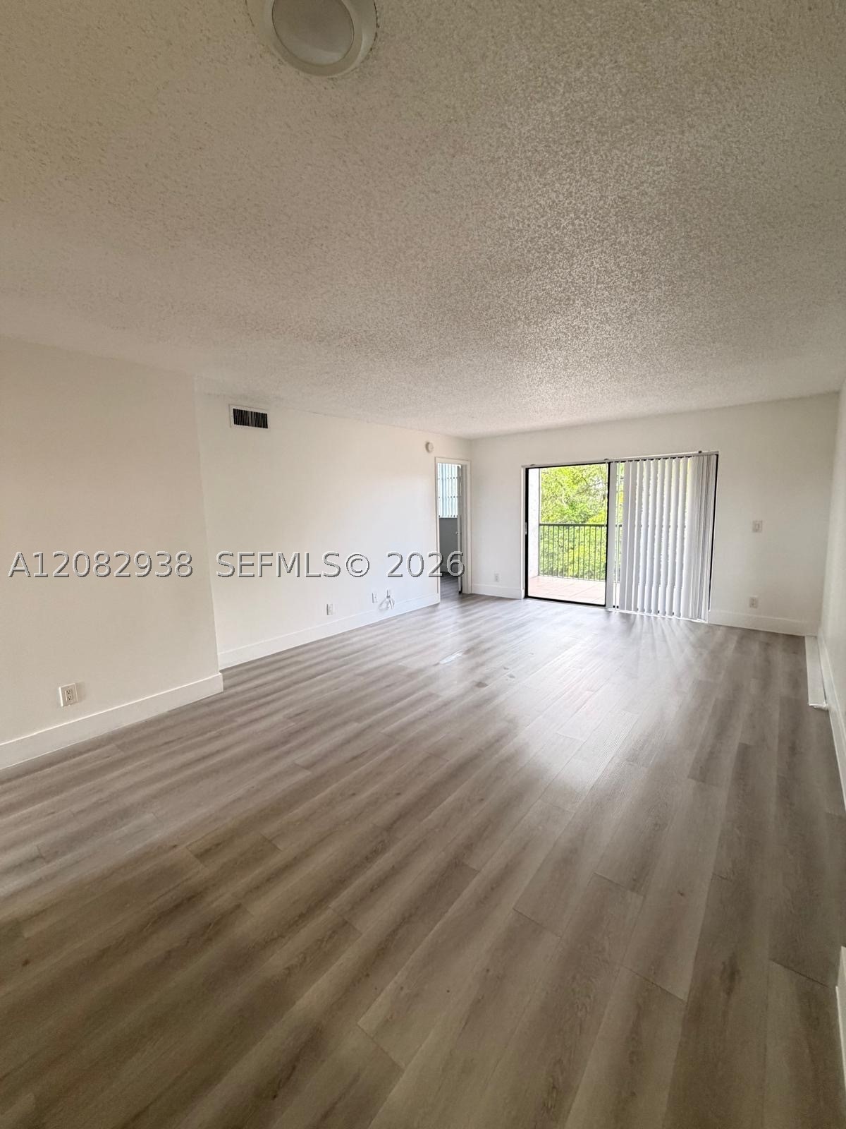 6575 W Oakland Park Blvd #303, Lauderhill FL 33313