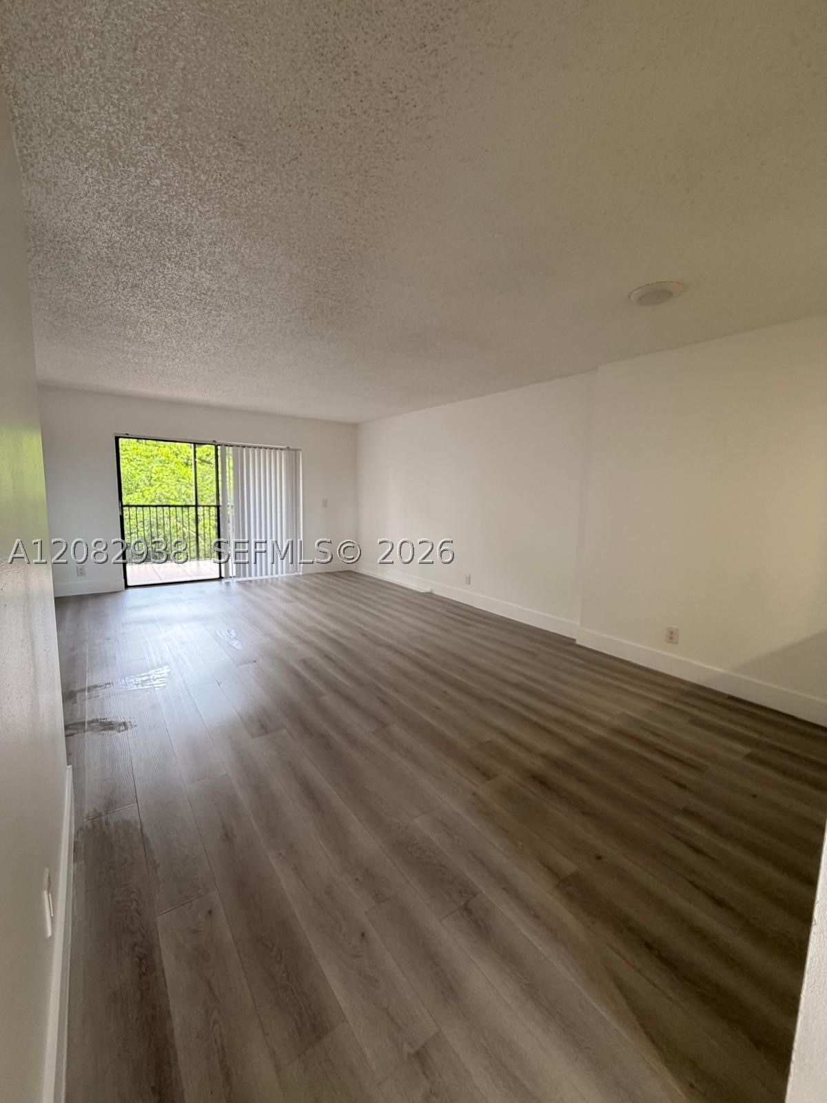 6575 W Oakland Park Blvd #303, Lauderhill FL 33313