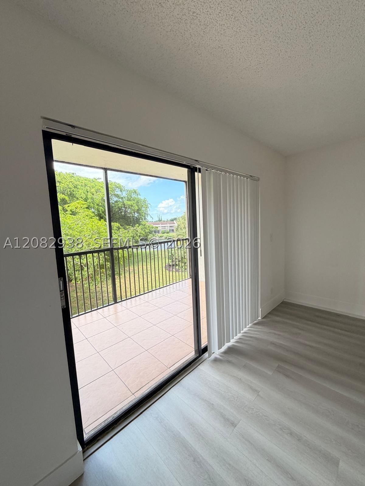 6575 W Oakland Park Blvd #303, Lauderhill FL 33313