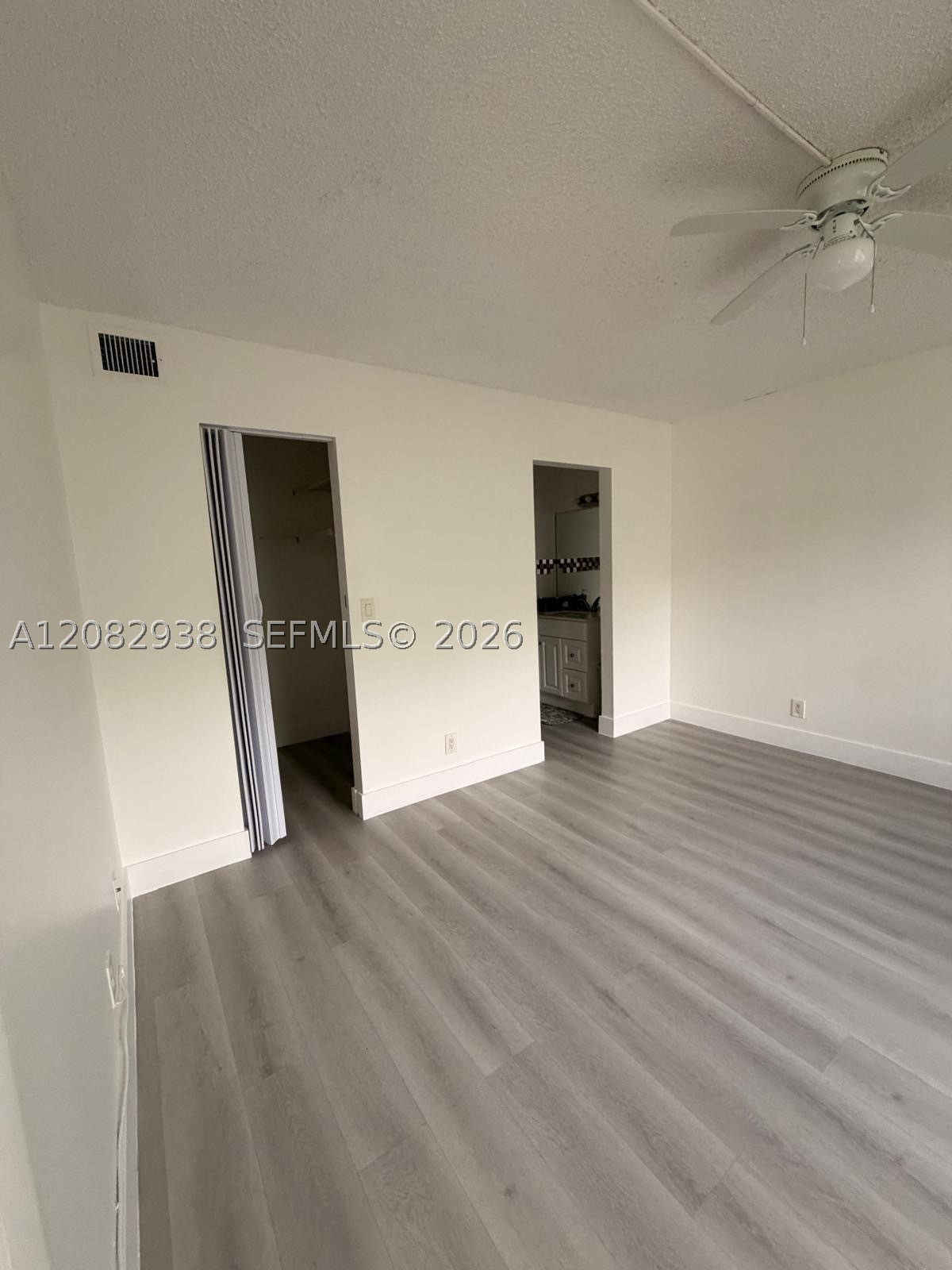 6575 W Oakland Park Blvd #303, Lauderhill FL 33313