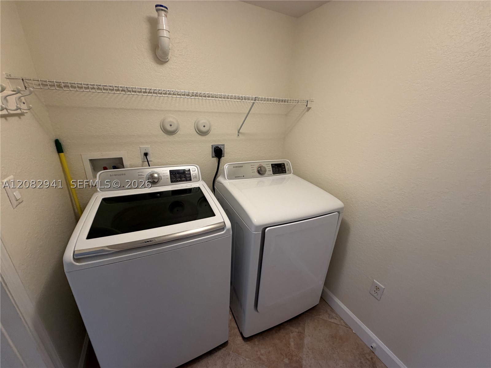 6956 W Sample Rd #6956, Coral Springs FL 33067