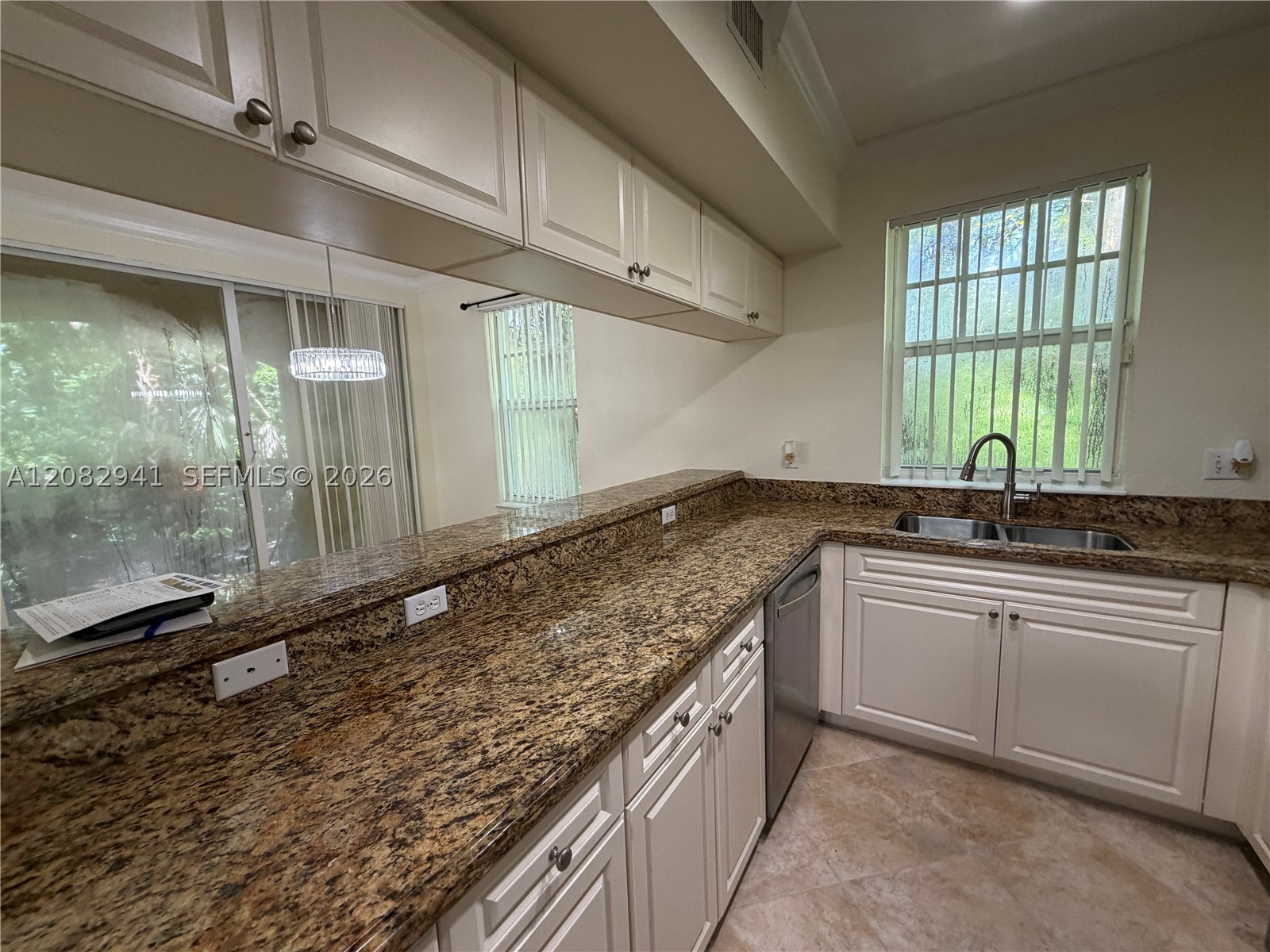6956 W Sample Rd #6956, Coral Springs FL 33067