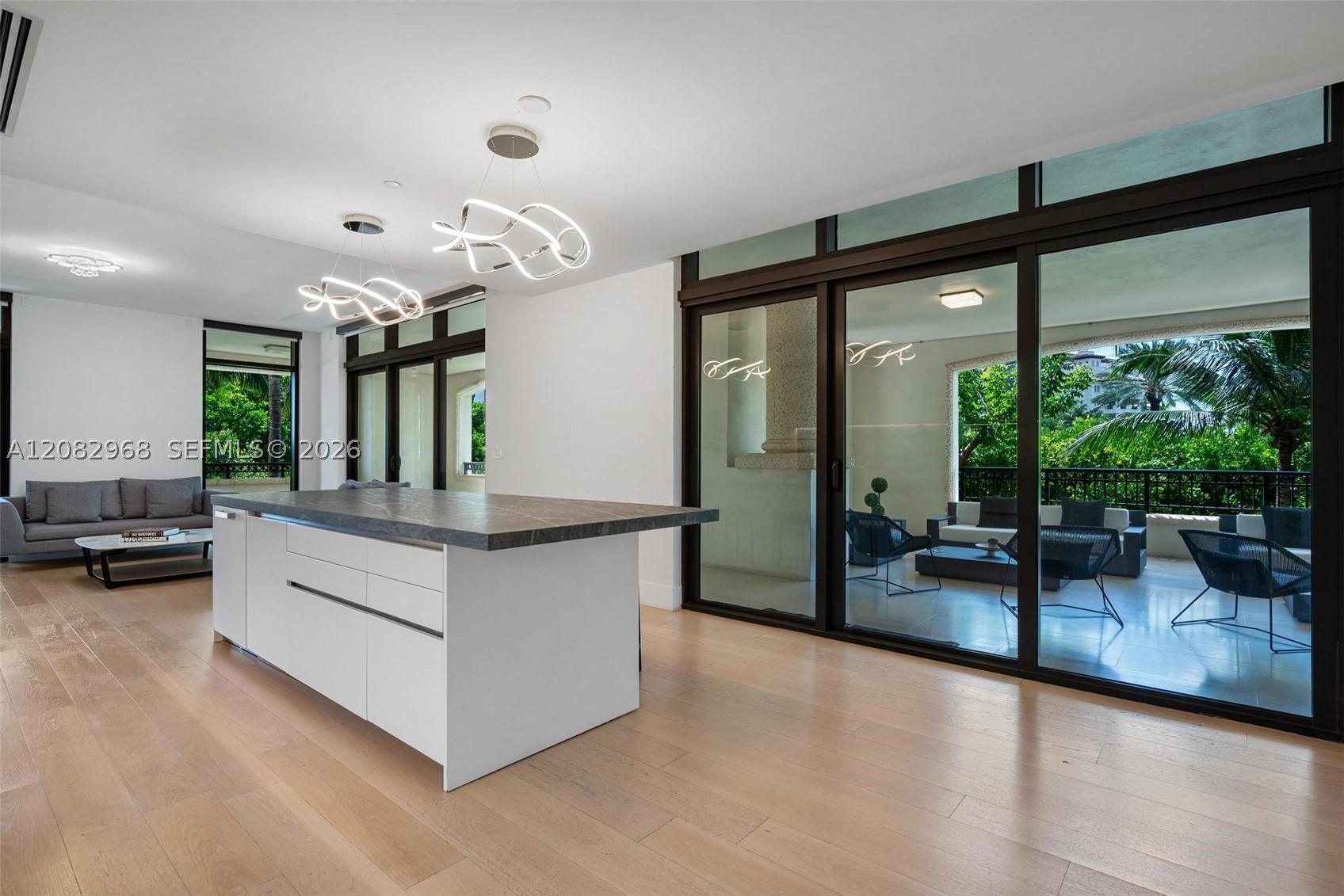 7025 Fisher Island Dr #7025, Miami Beach FL 33109