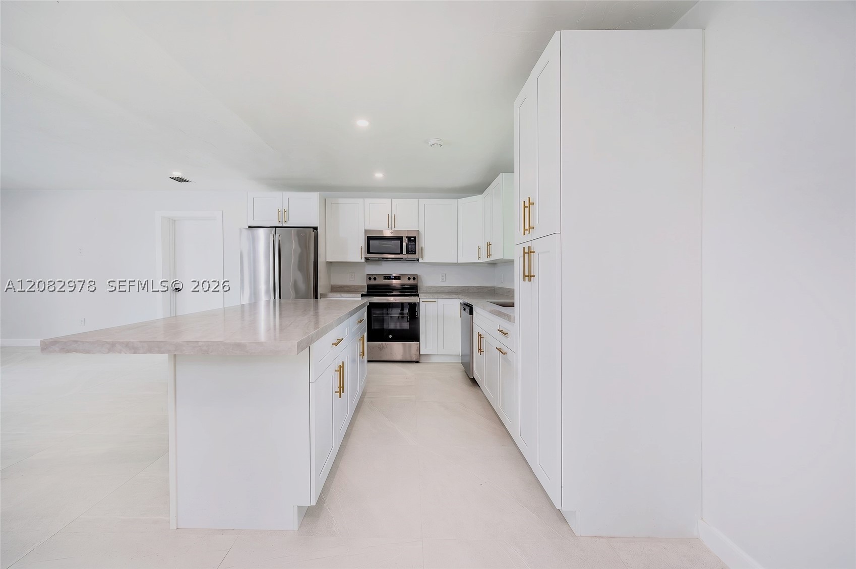 10441 SW 46th Ter, Miami FL 33165