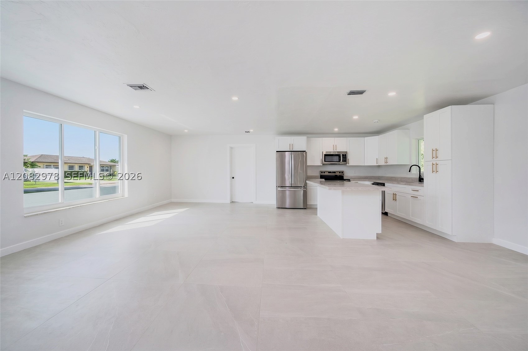 10441 SW 46th Ter, Miami FL 33165