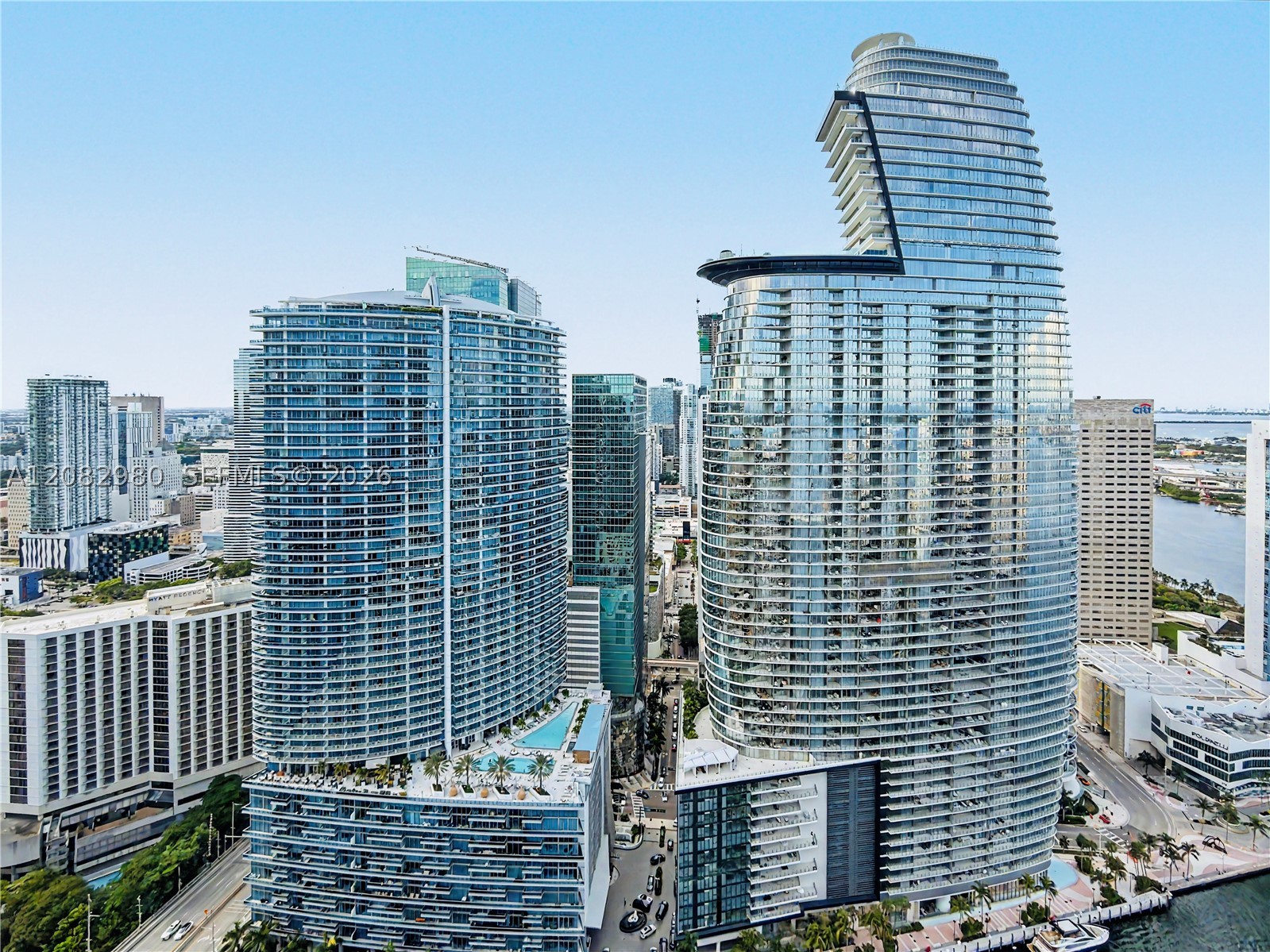 475 Brickell Ave #4610, Miami FL 33131