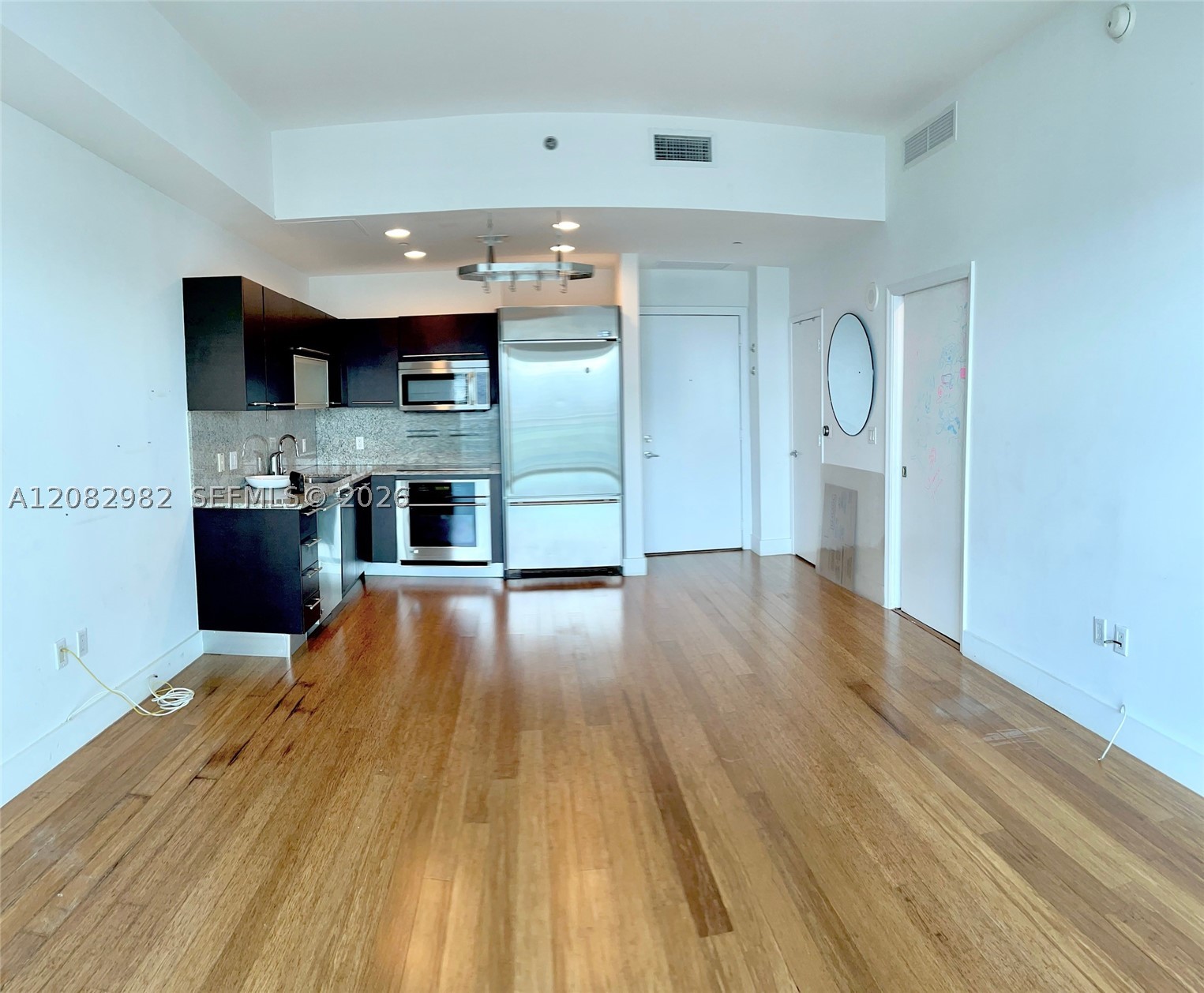 950 Brickell Bay Dr #4908, Miami FL 33131