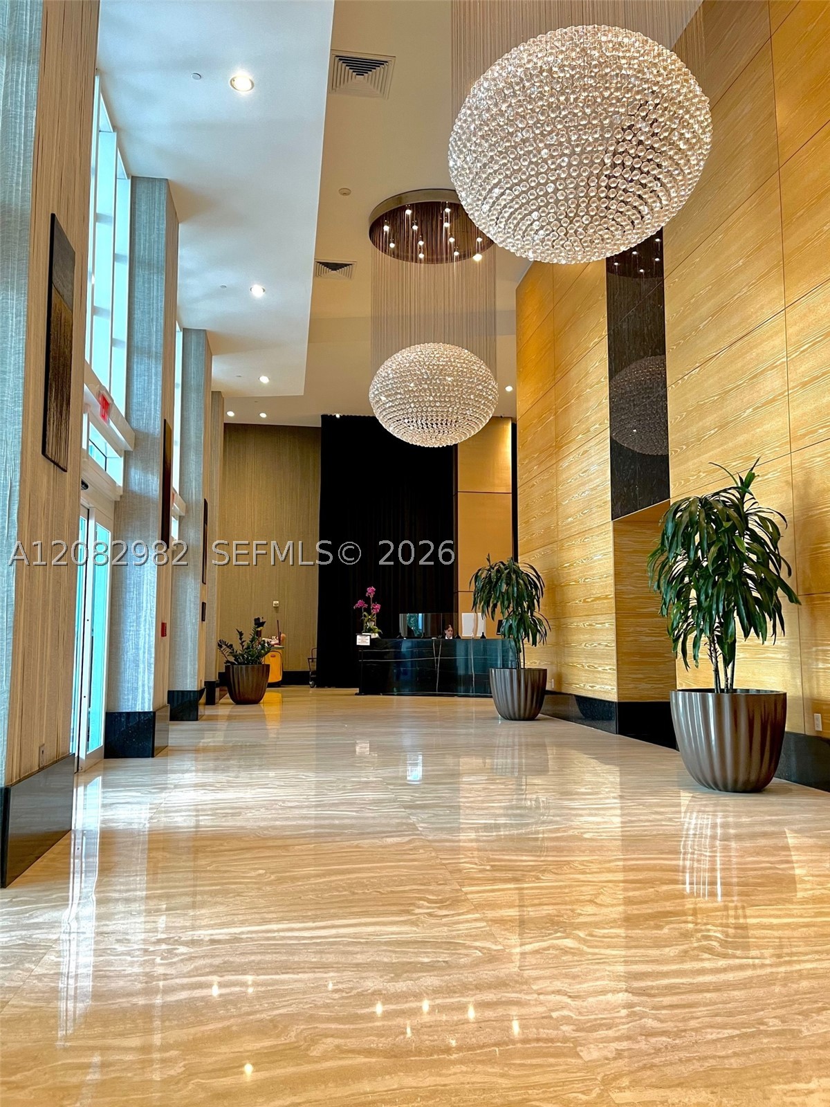 950 Brickell Bay Dr #4908, Miami FL 33131