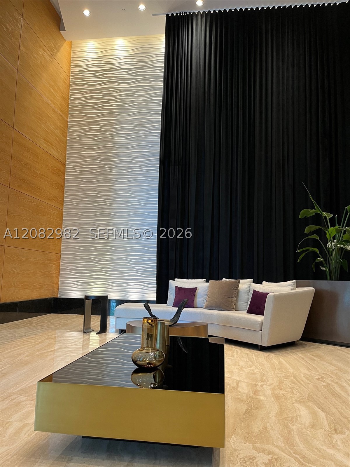 950 Brickell Bay Dr #4908, Miami FL 33131