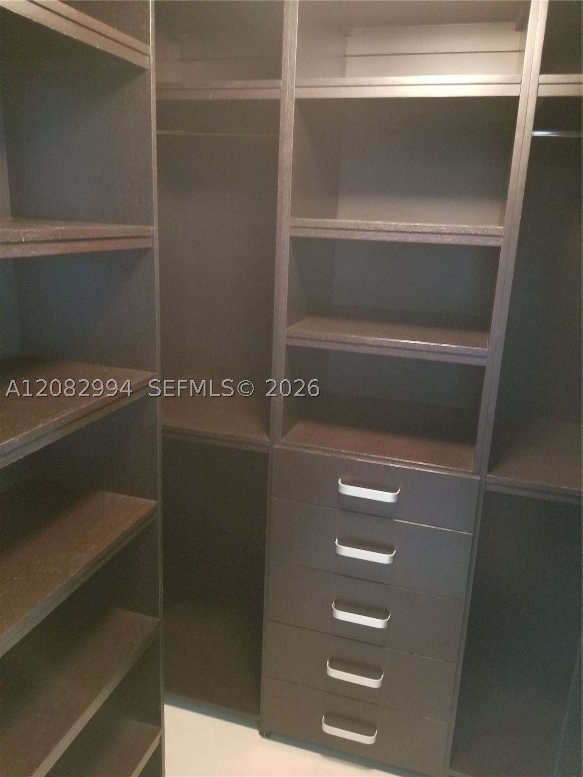 495 Brickell Ave #BAY605, Miami FL 33131
