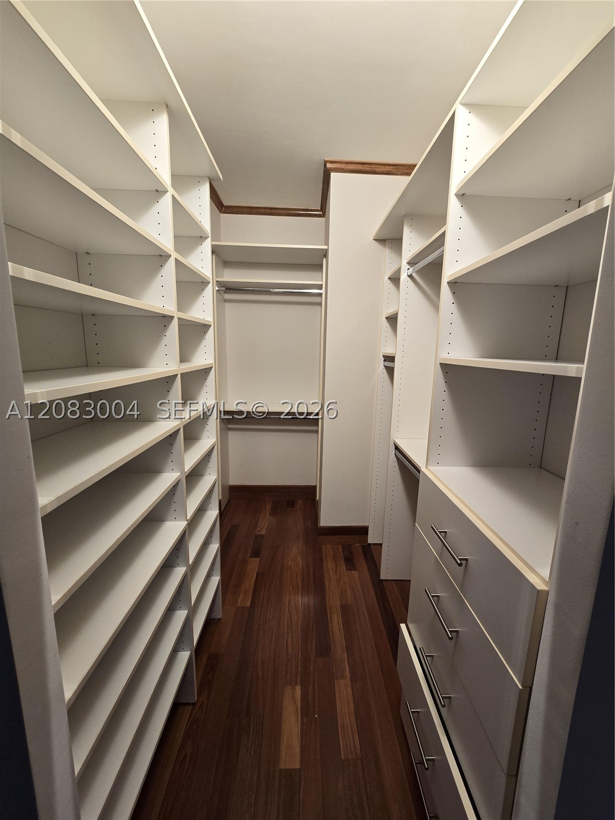 1331 Brickell Bay Dr #2102, Miami FL 33131