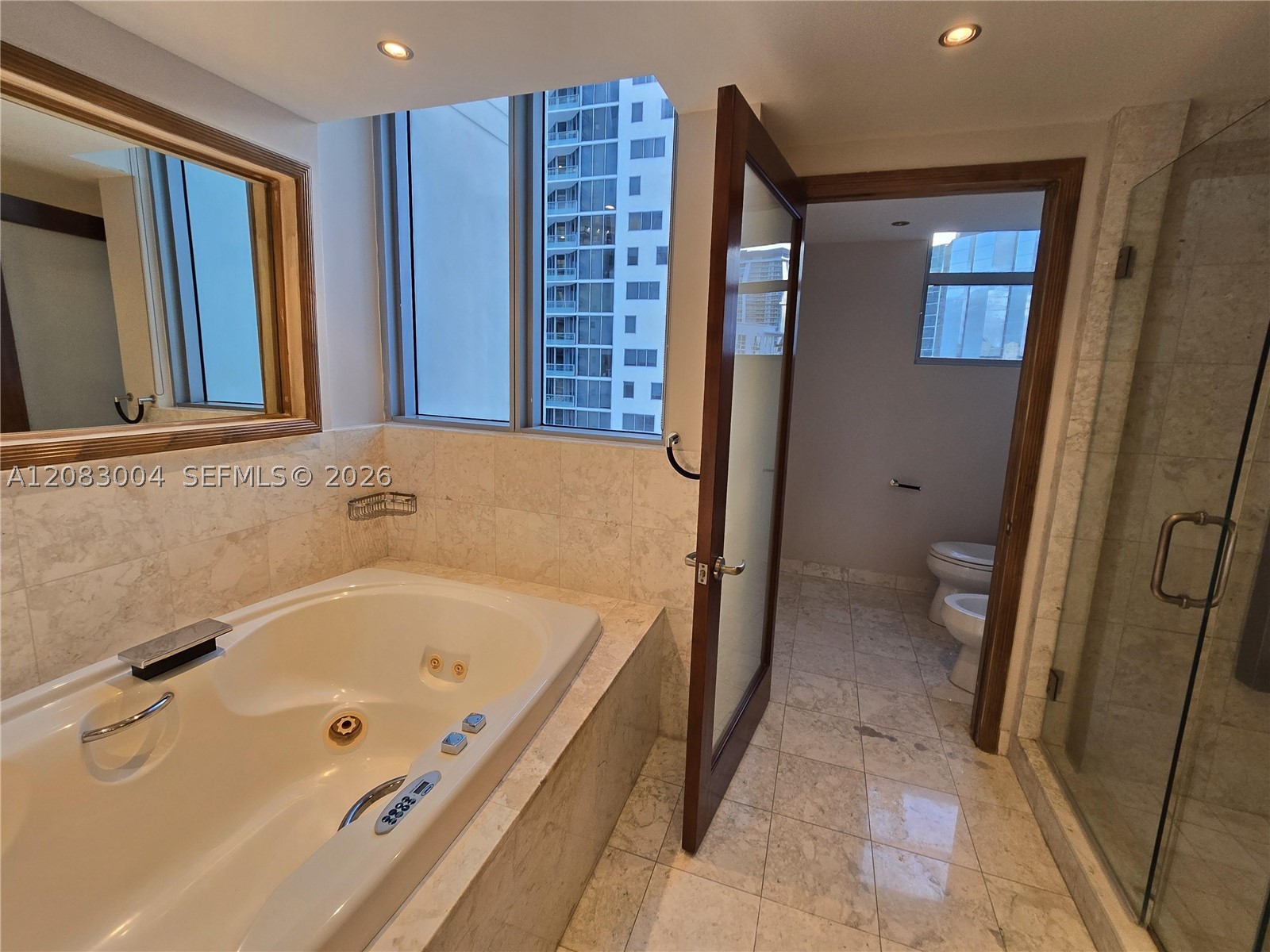 1331 Brickell Bay Dr #2102, Miami FL 33131