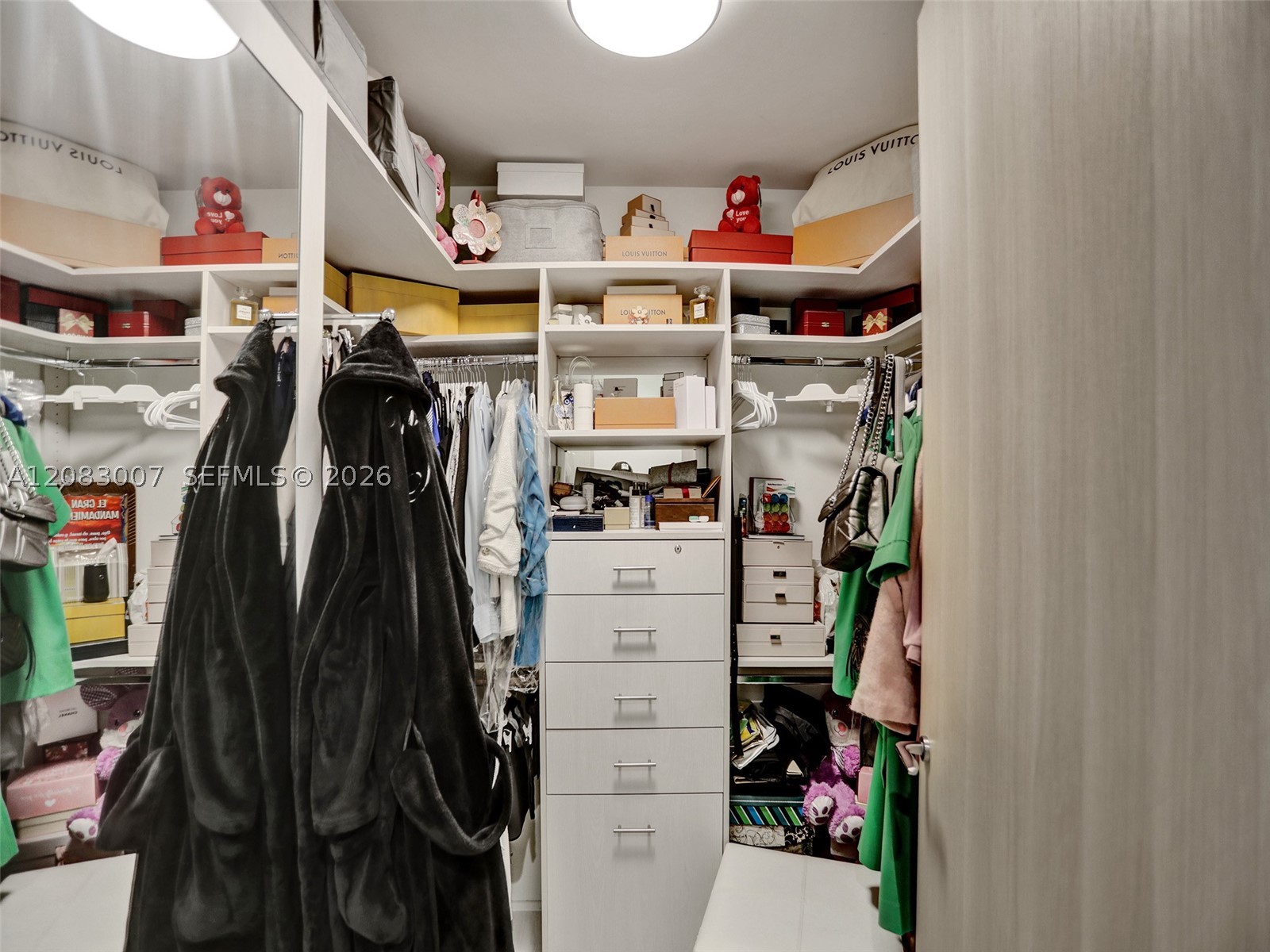 1000 Brickell Plz #PH5103, Miami FL 33131