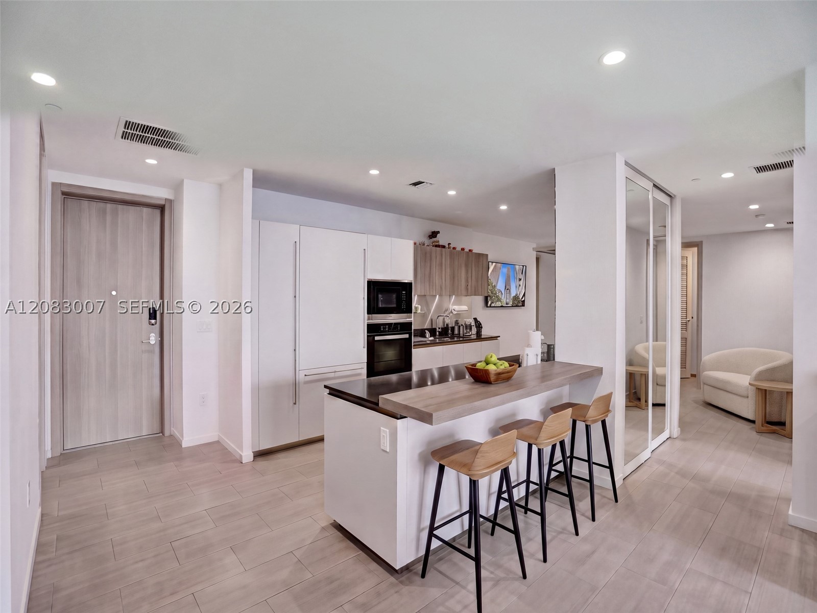1000 Brickell Plz #PH5103, Miami FL 33131