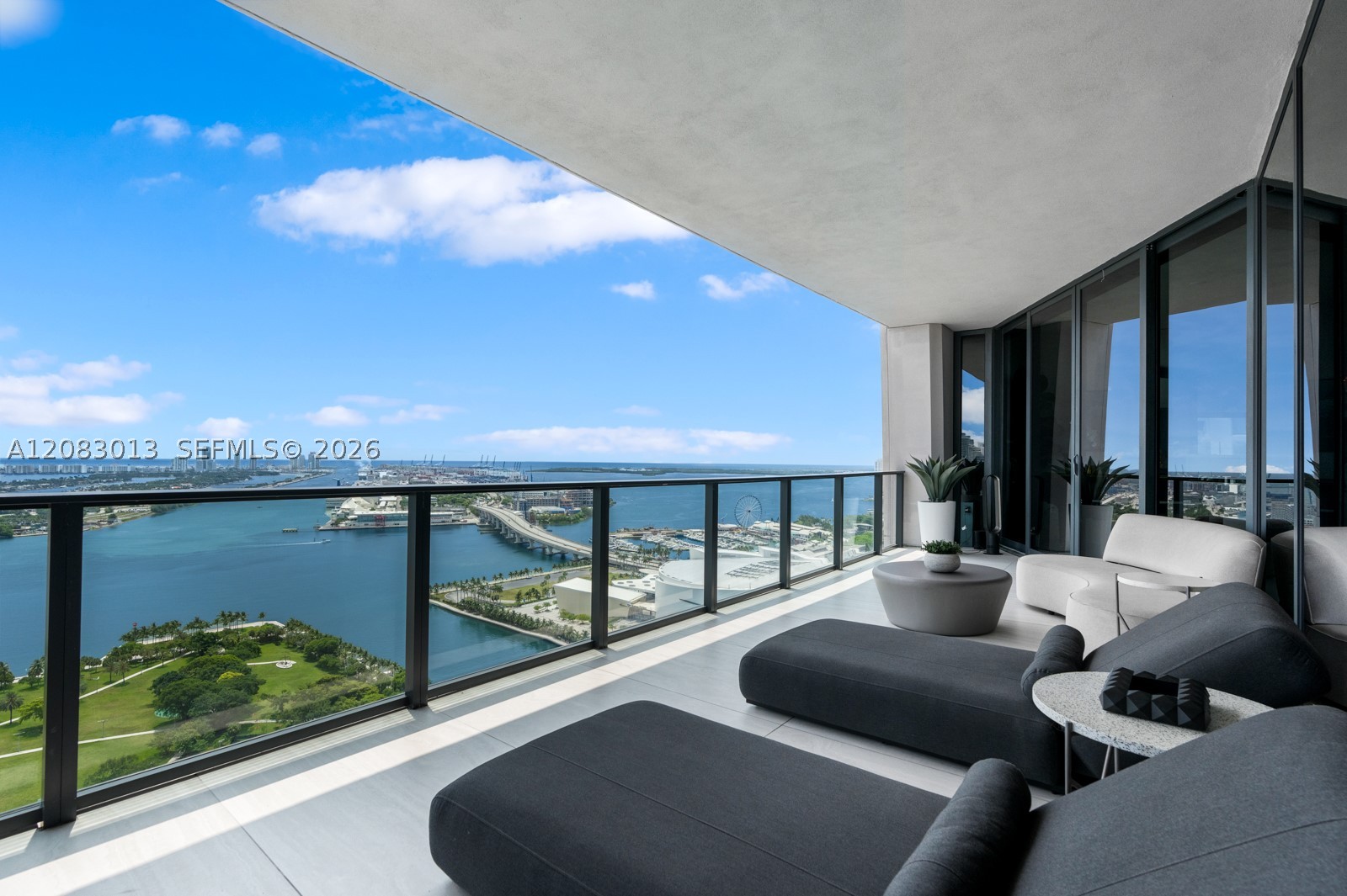 1000 Biscayne Blvd #3402, Miami FL 33132