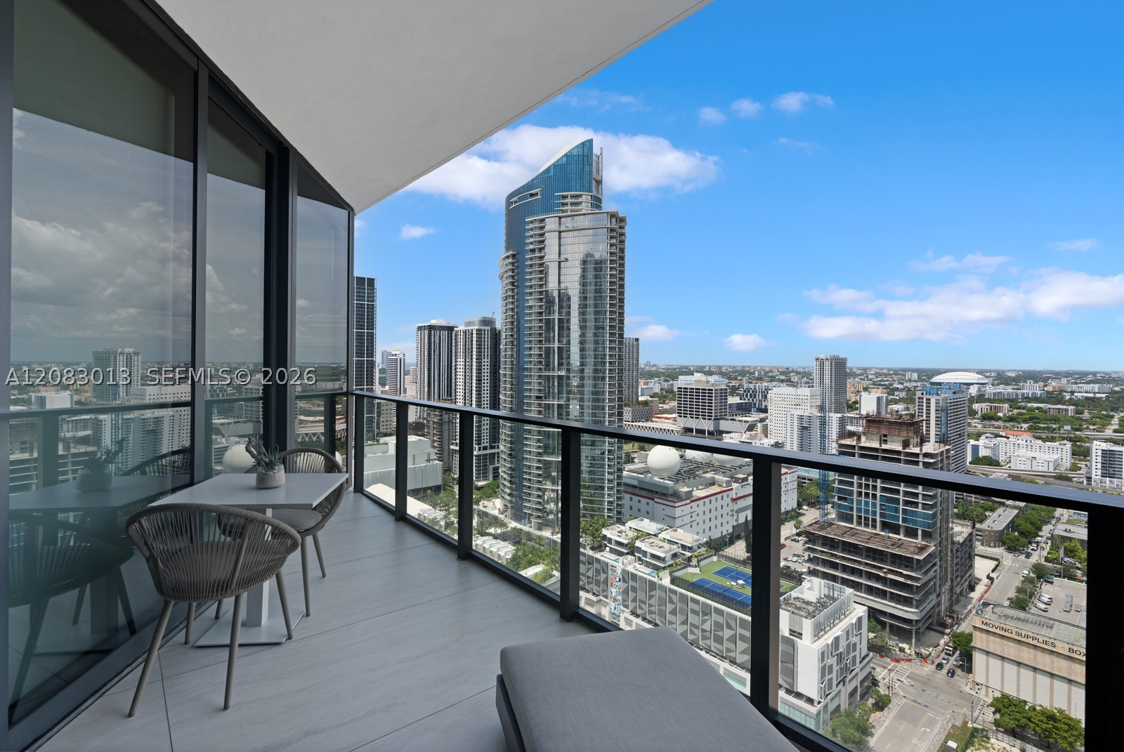 1000 Biscayne Blvd #3402, Miami FL 33132