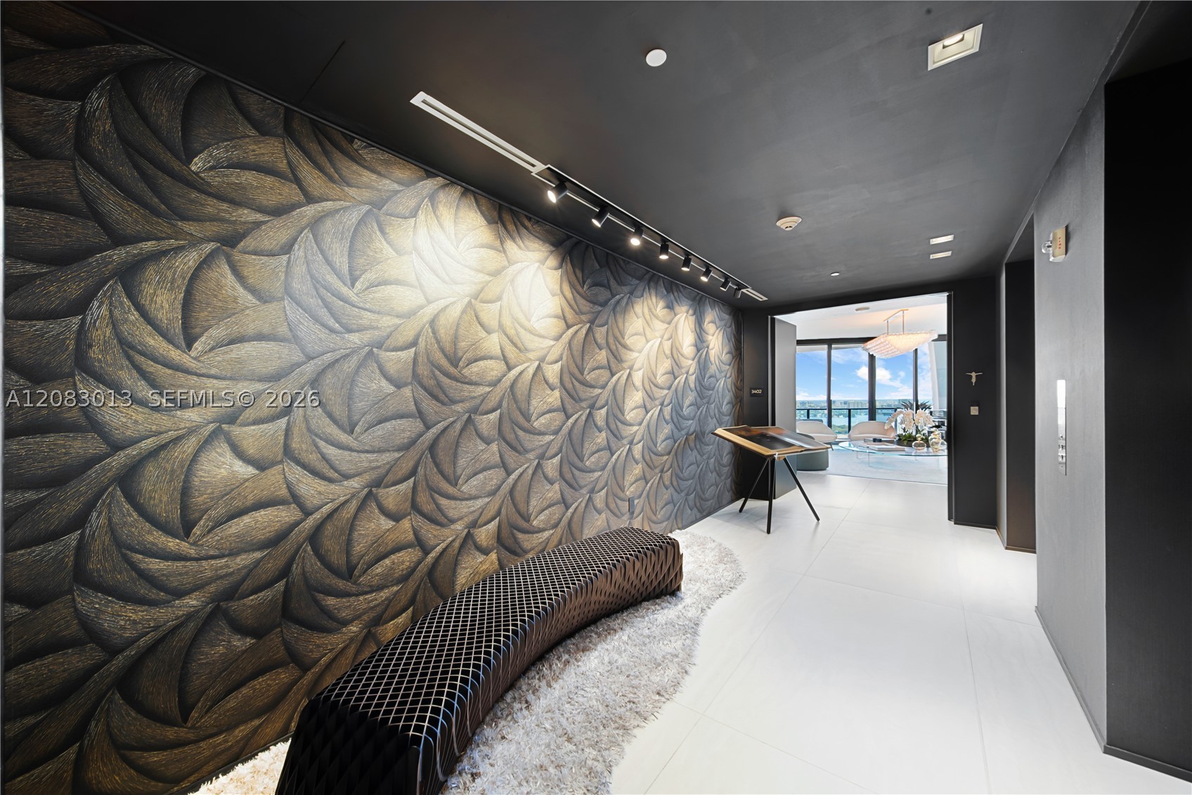 1000 Biscayne Blvd #3402, Miami FL 33132