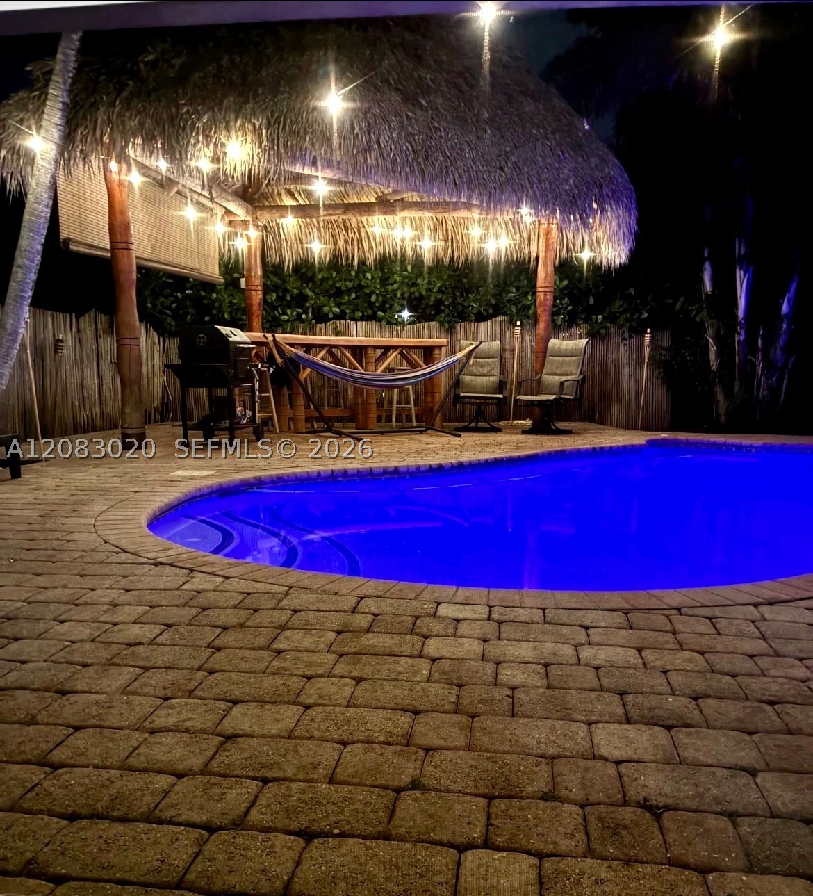 584 NW 87th Ter, Coral Springs FL 33071
