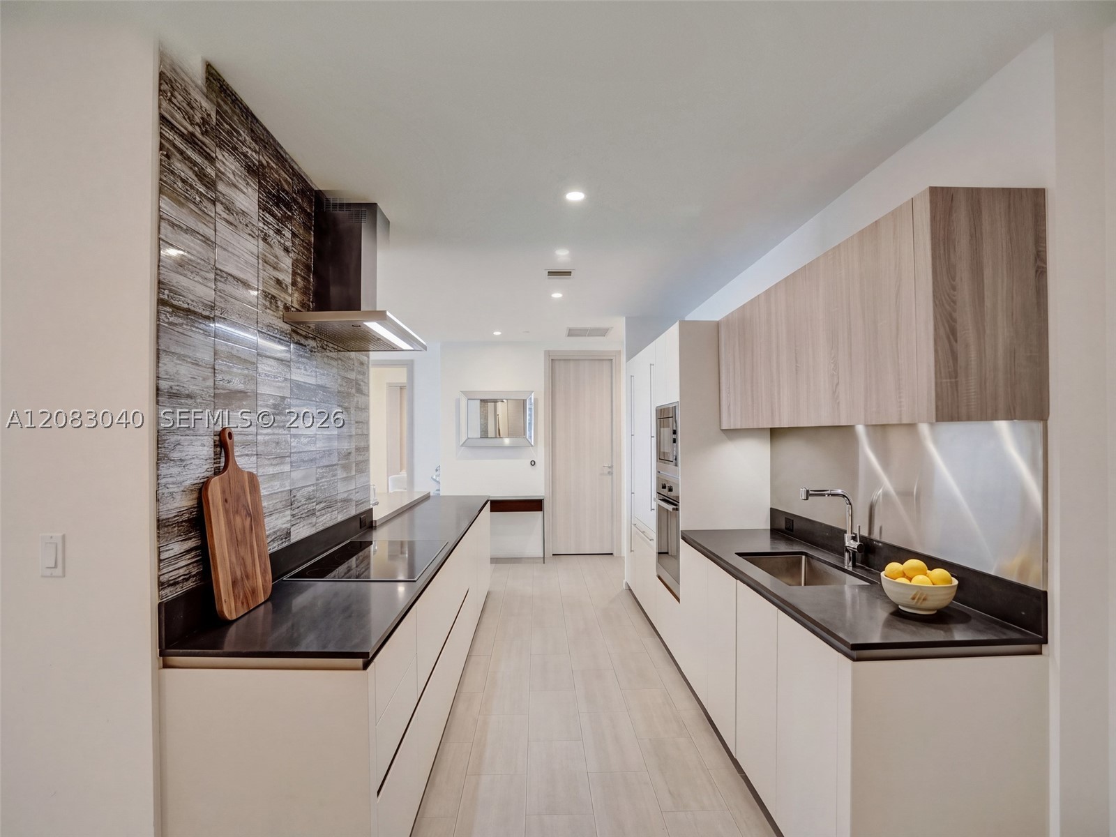 1000 Brickell Plz #PH5103, Miami FL 33131