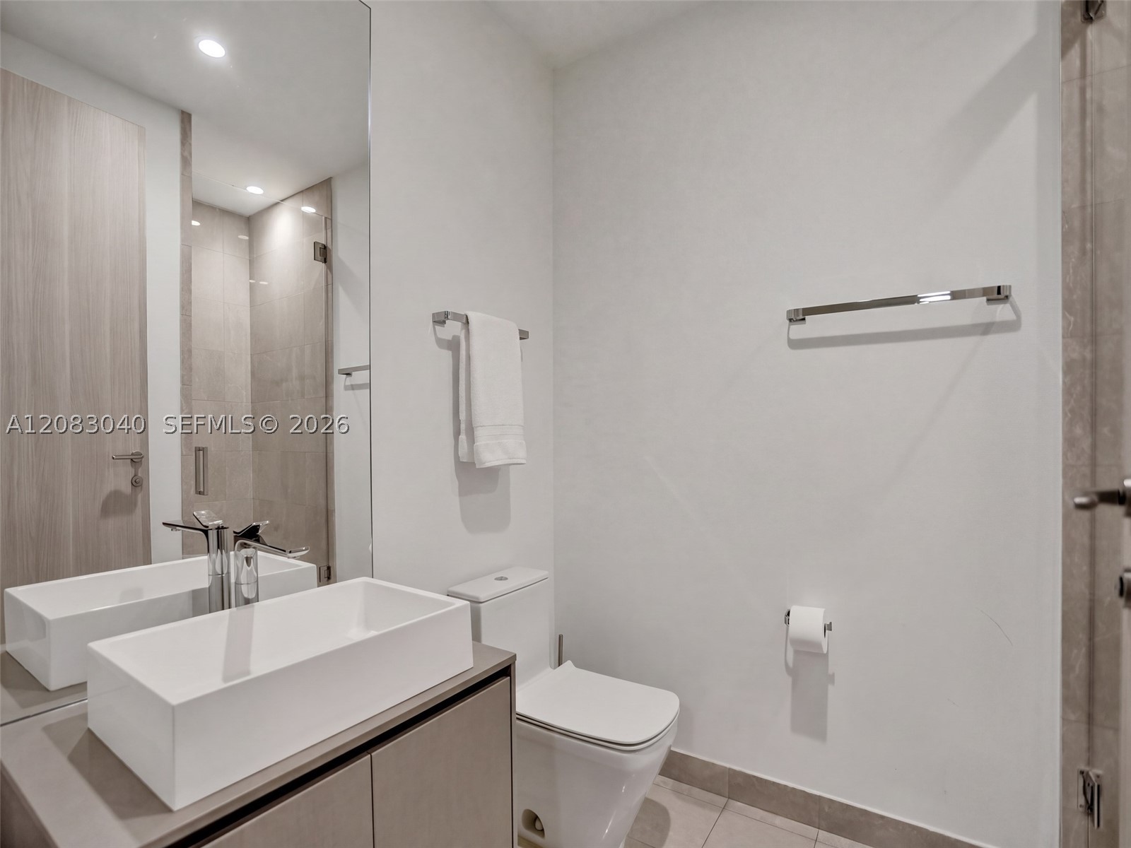 1000 Brickell Plz #PH5103, Miami FL 33131