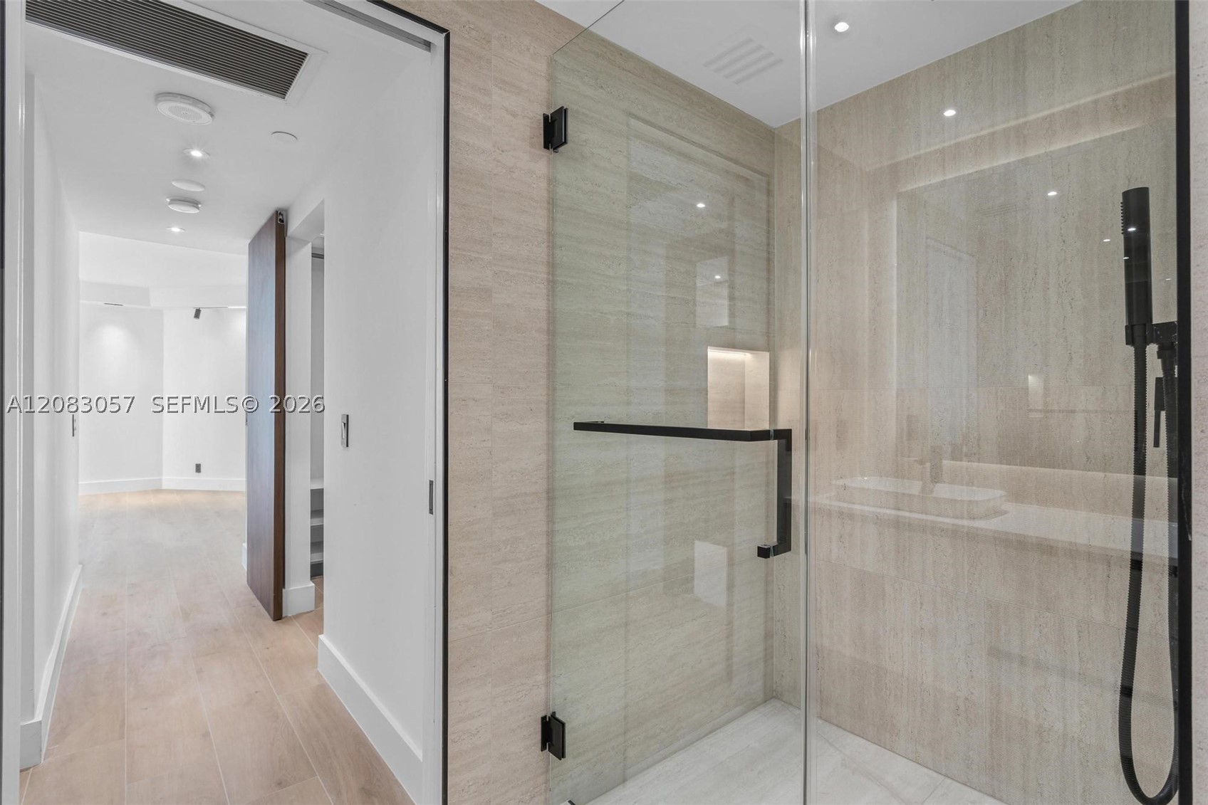 3610 Yacht Club Dr #213, Aventura FL 33180