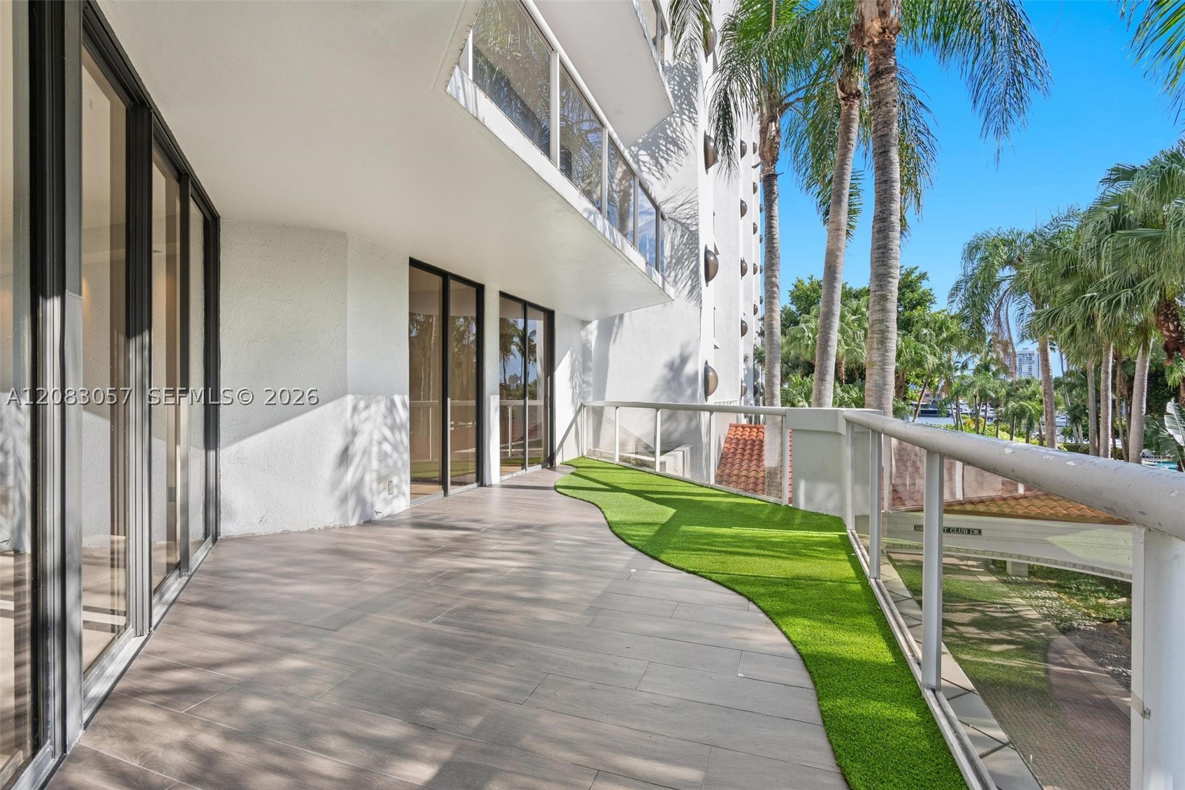 3610 Yacht Club Dr #213, Aventura FL 33180