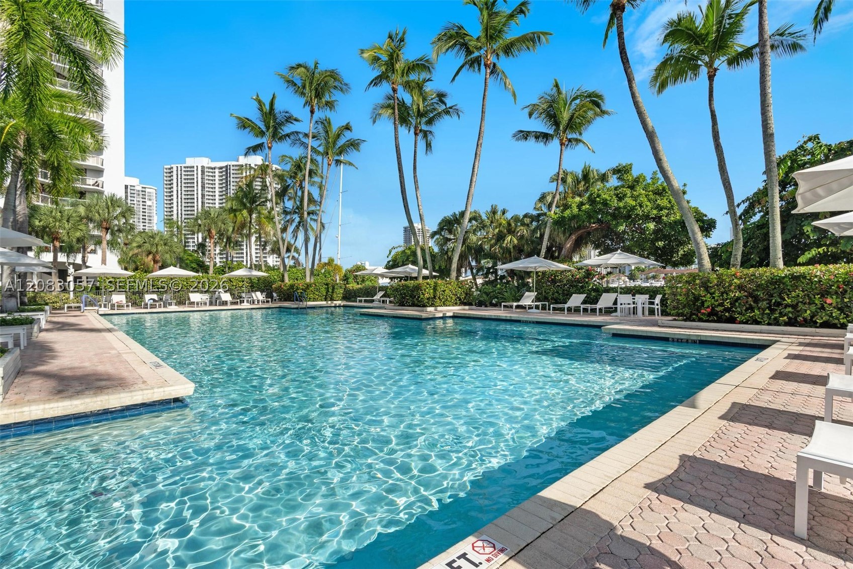 3610 Yacht Club Dr #213, Aventura FL 33180