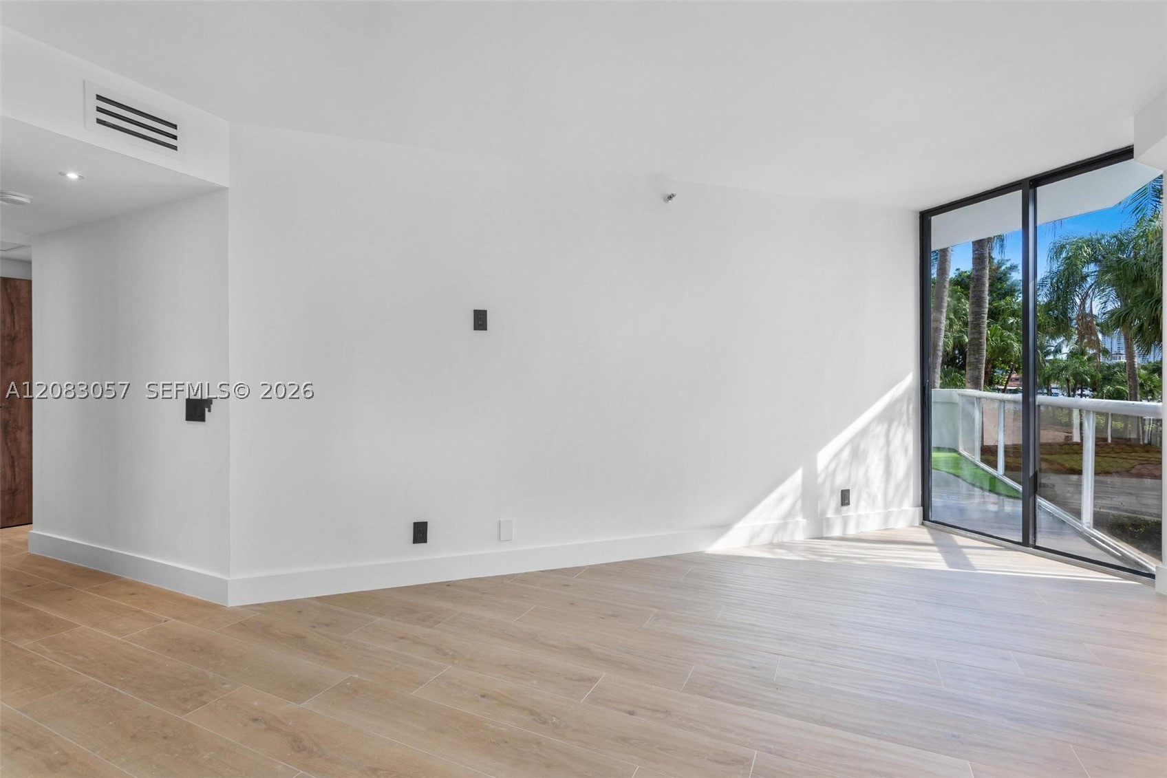 3610 Yacht Club Dr #213, Aventura FL 33180