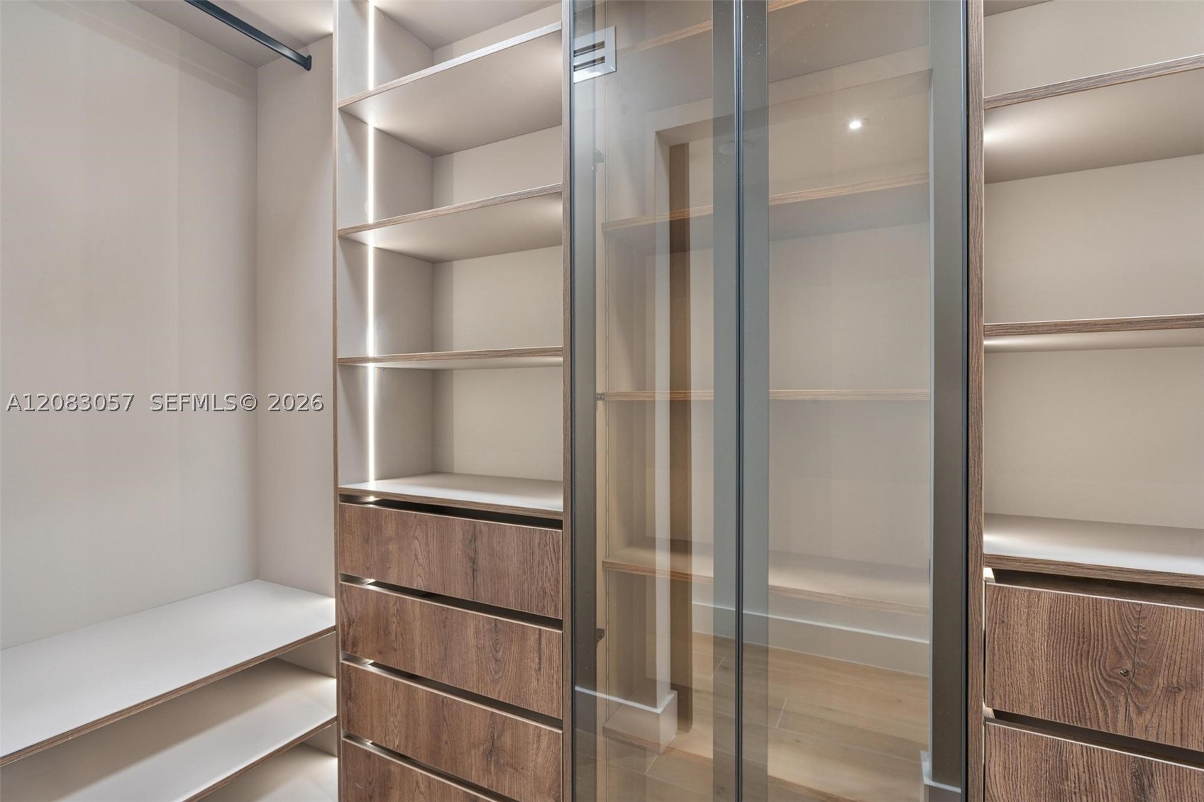 3610 Yacht Club Dr #213, Aventura FL 33180