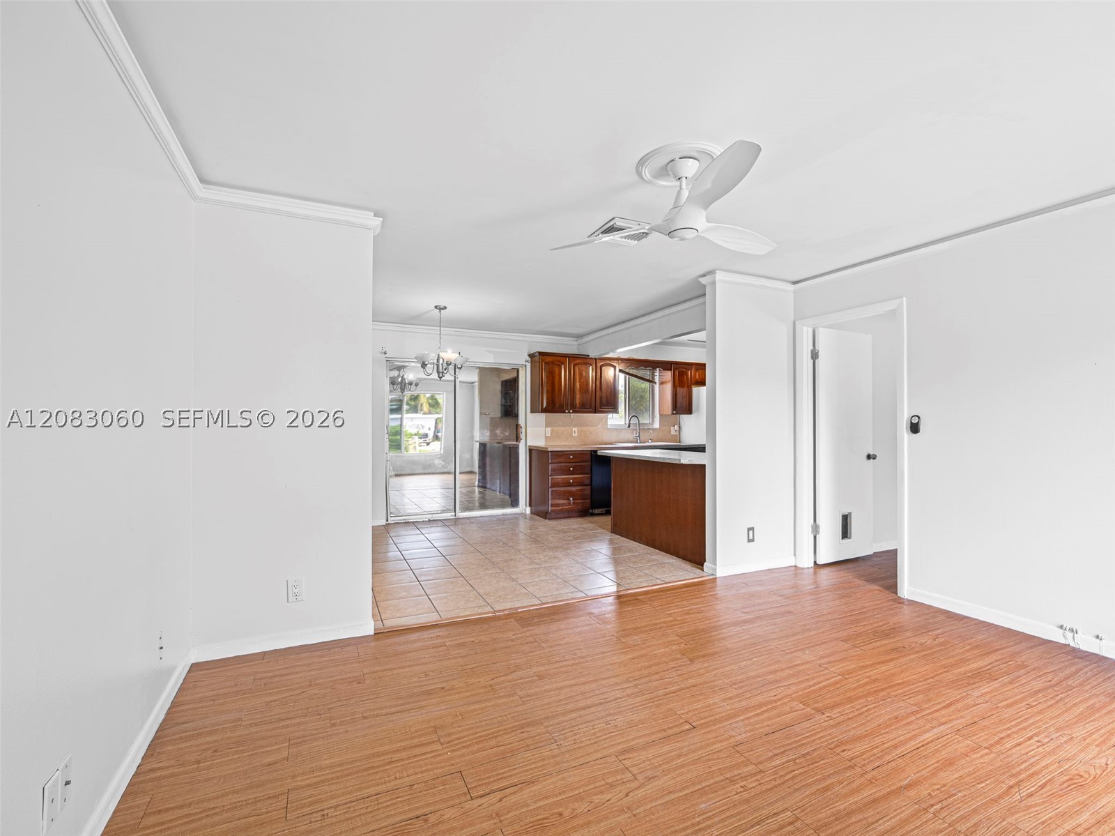 3180 Carol Ave, Palm Springs FL 33461